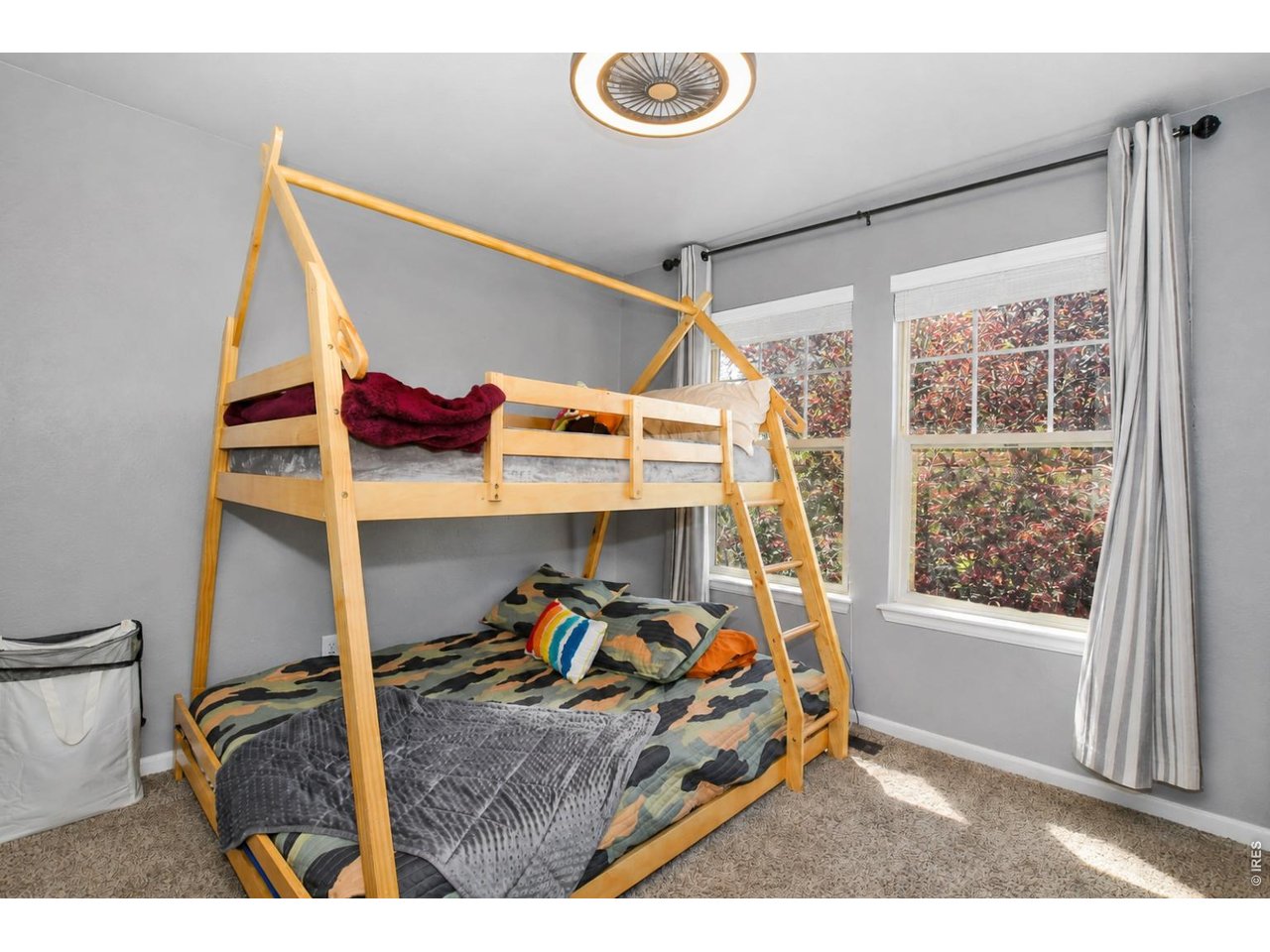 1414 Canal Dr