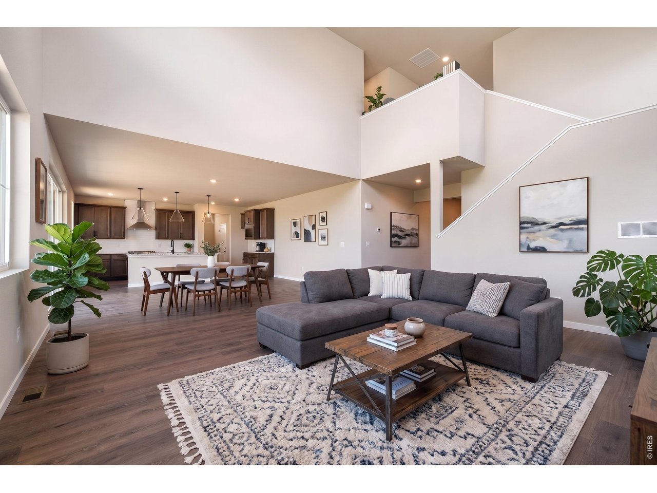 330 Rustic Barn Ln