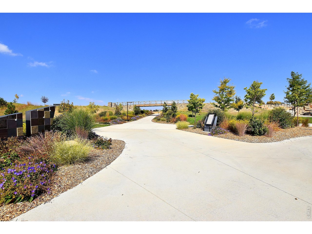 3242 Sedgwick Cir