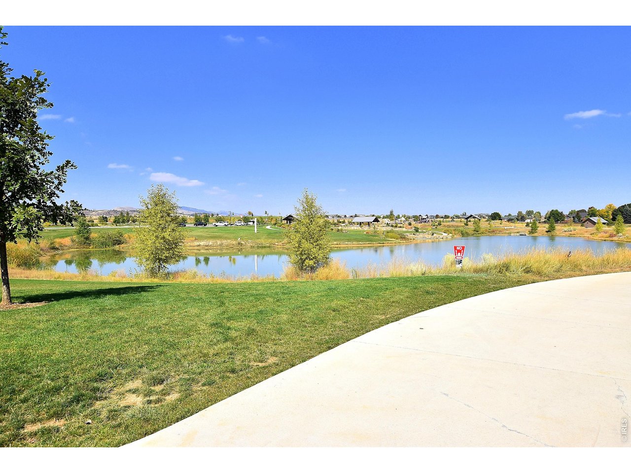 3242 Sedgwick Cir