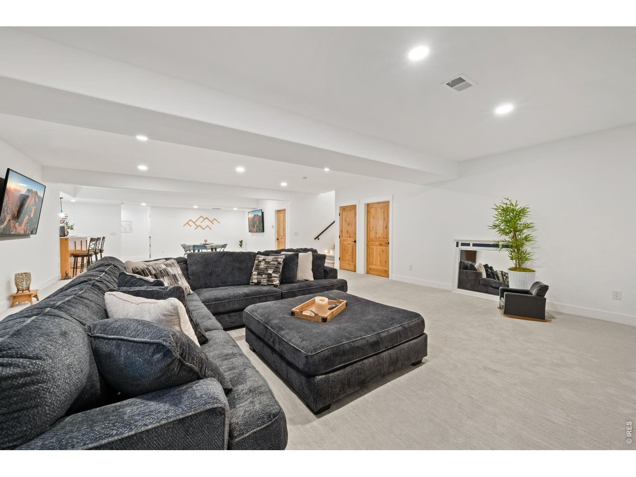 740 W County Road 10 E