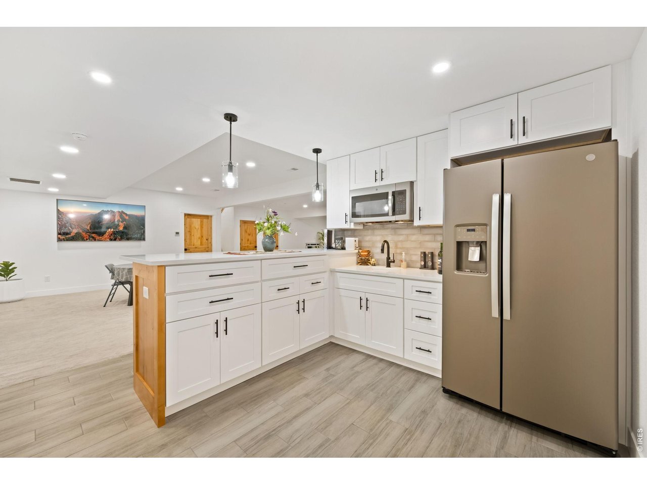 740 W County Road 10 E