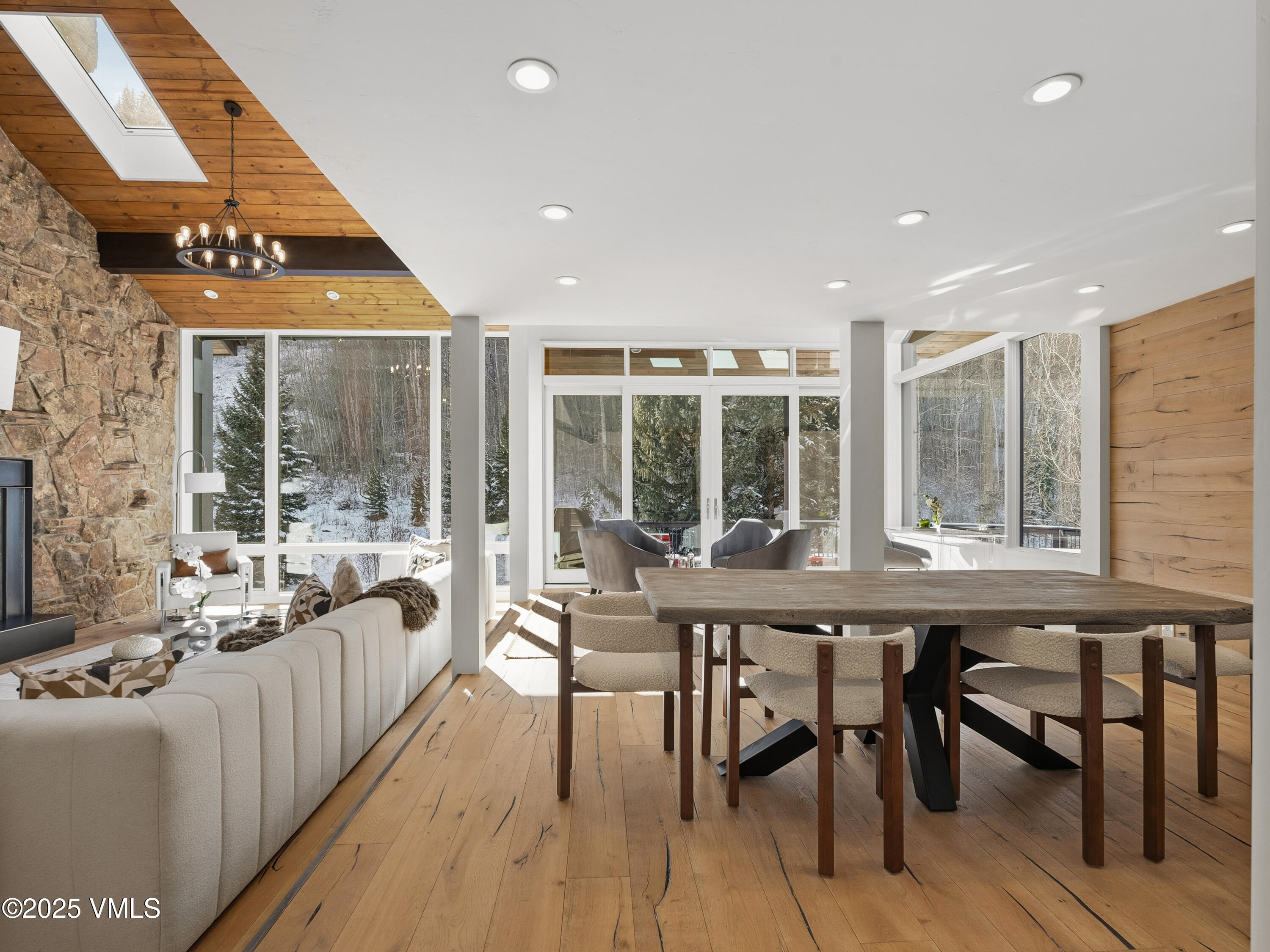 4126 Columbine Drive A