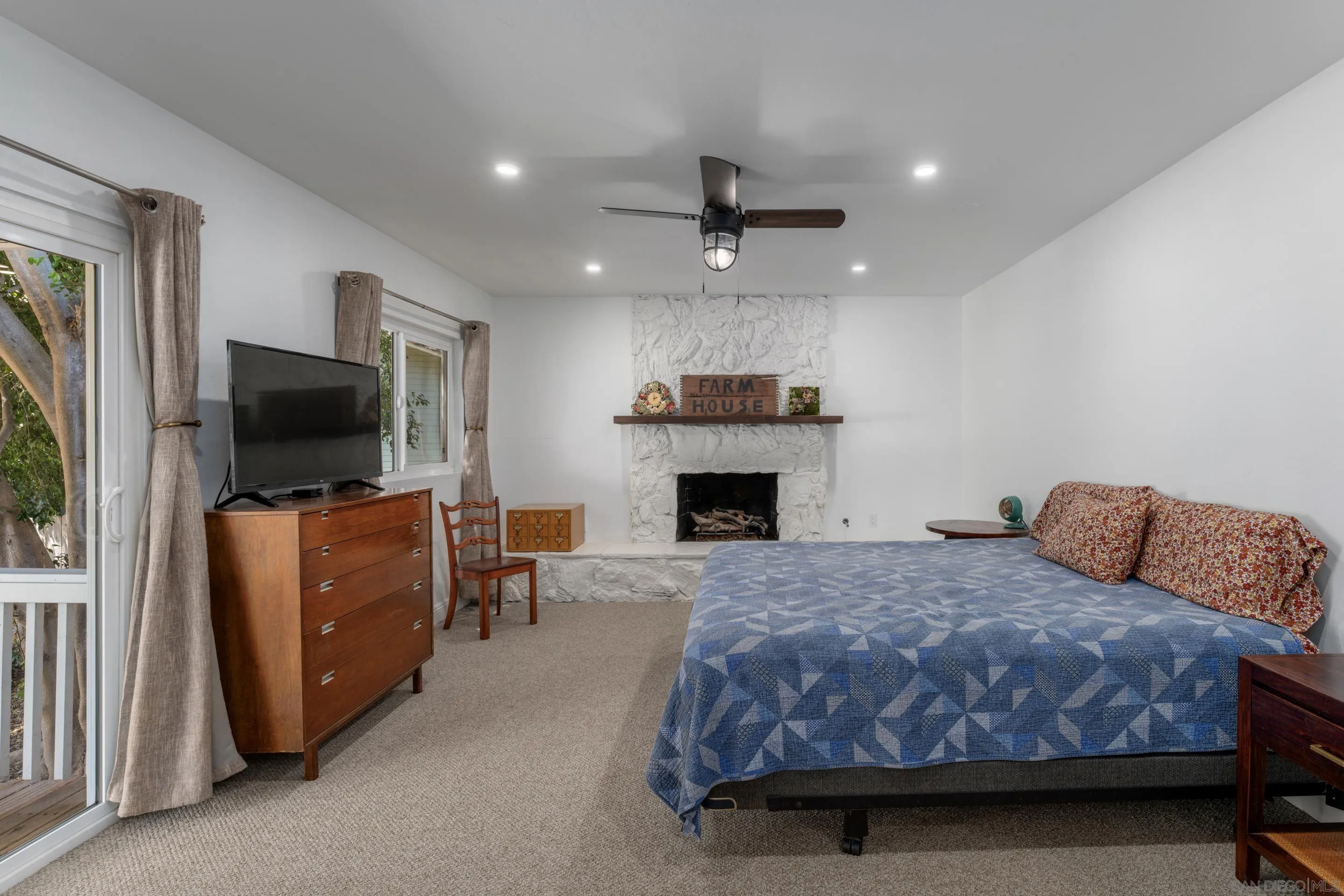 4130 Conrad Dr