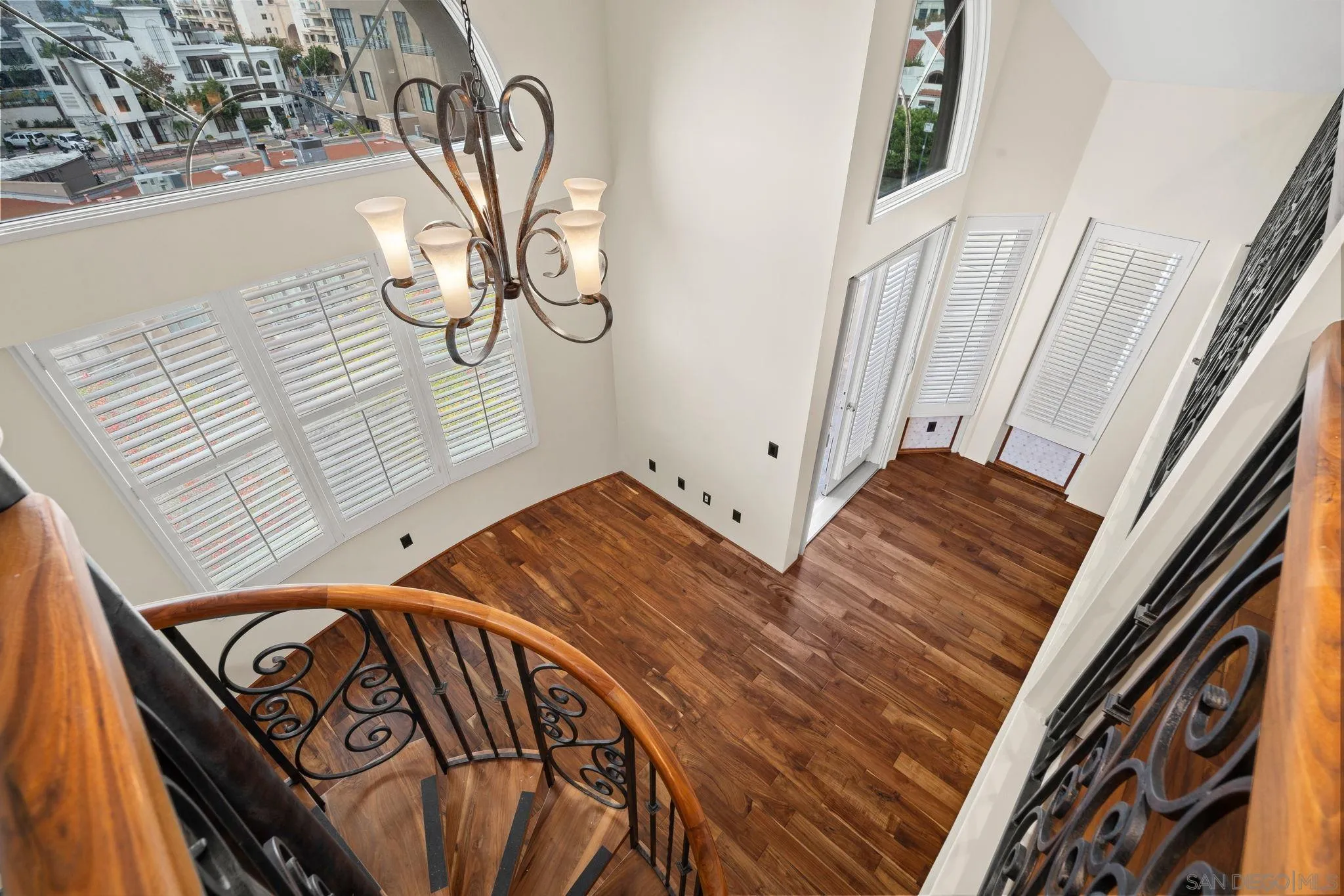 655 India St Unit 401