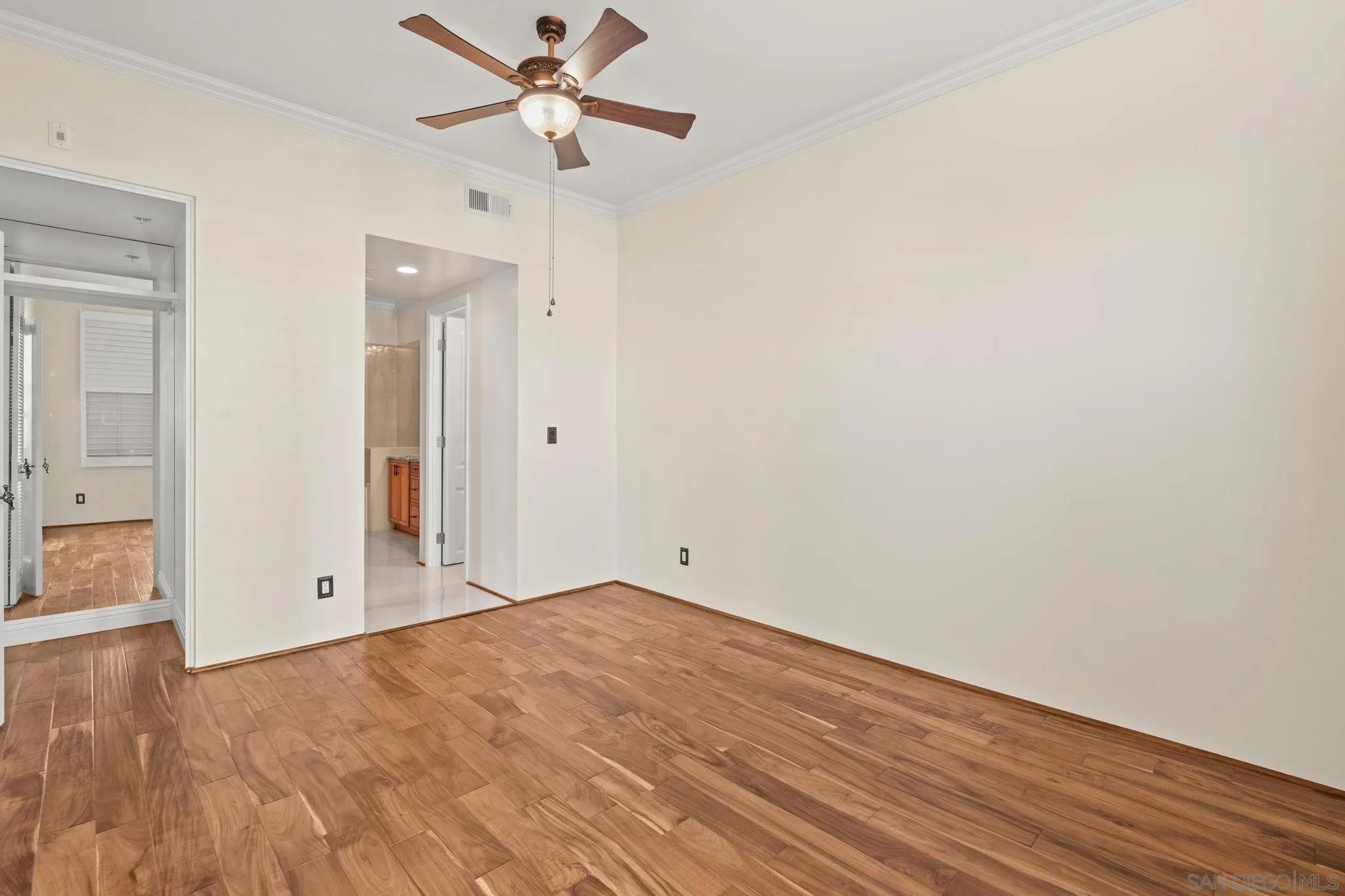 655 India St Unit 401