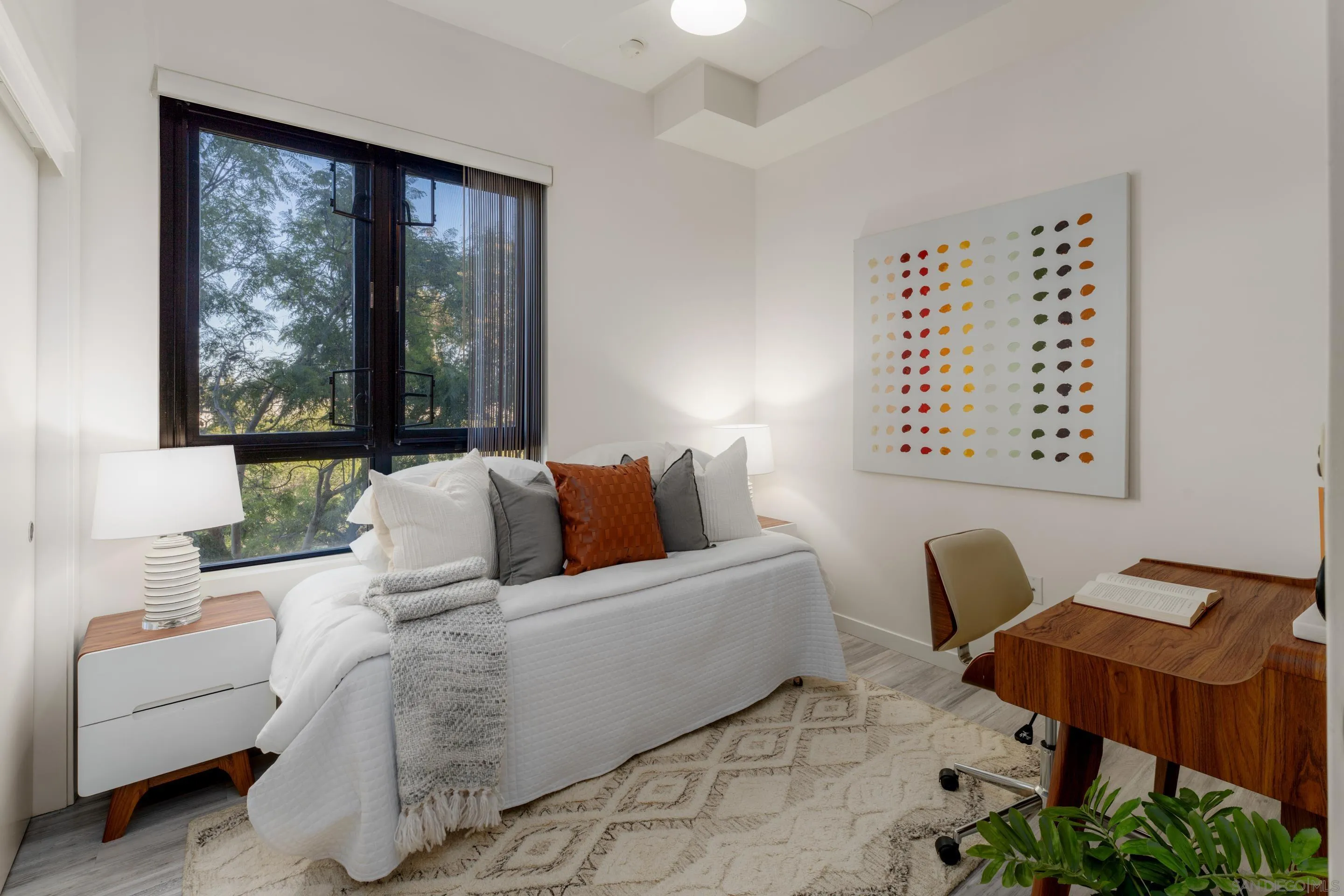 889 Date St Unit 234