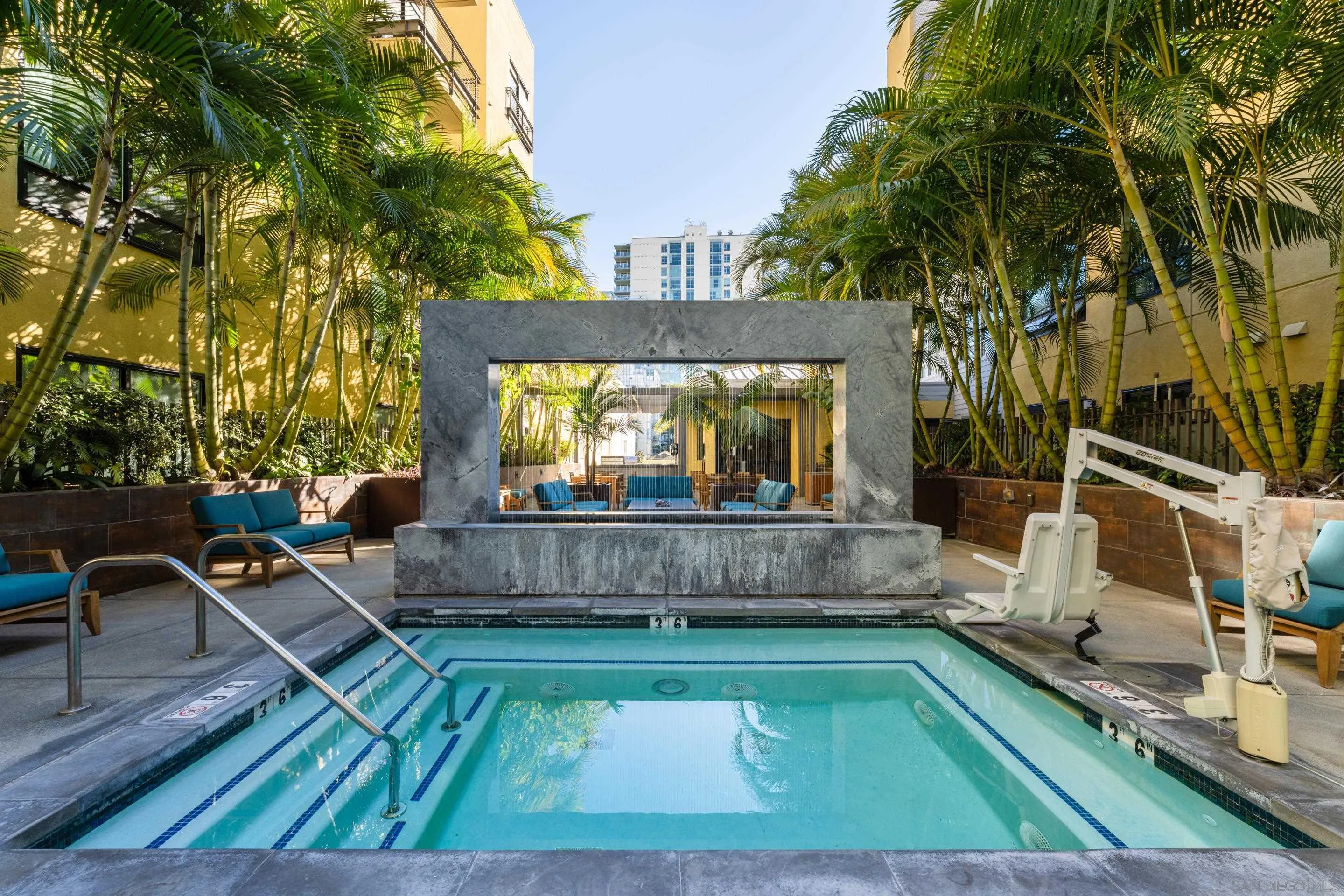 889 Date St Unit 234