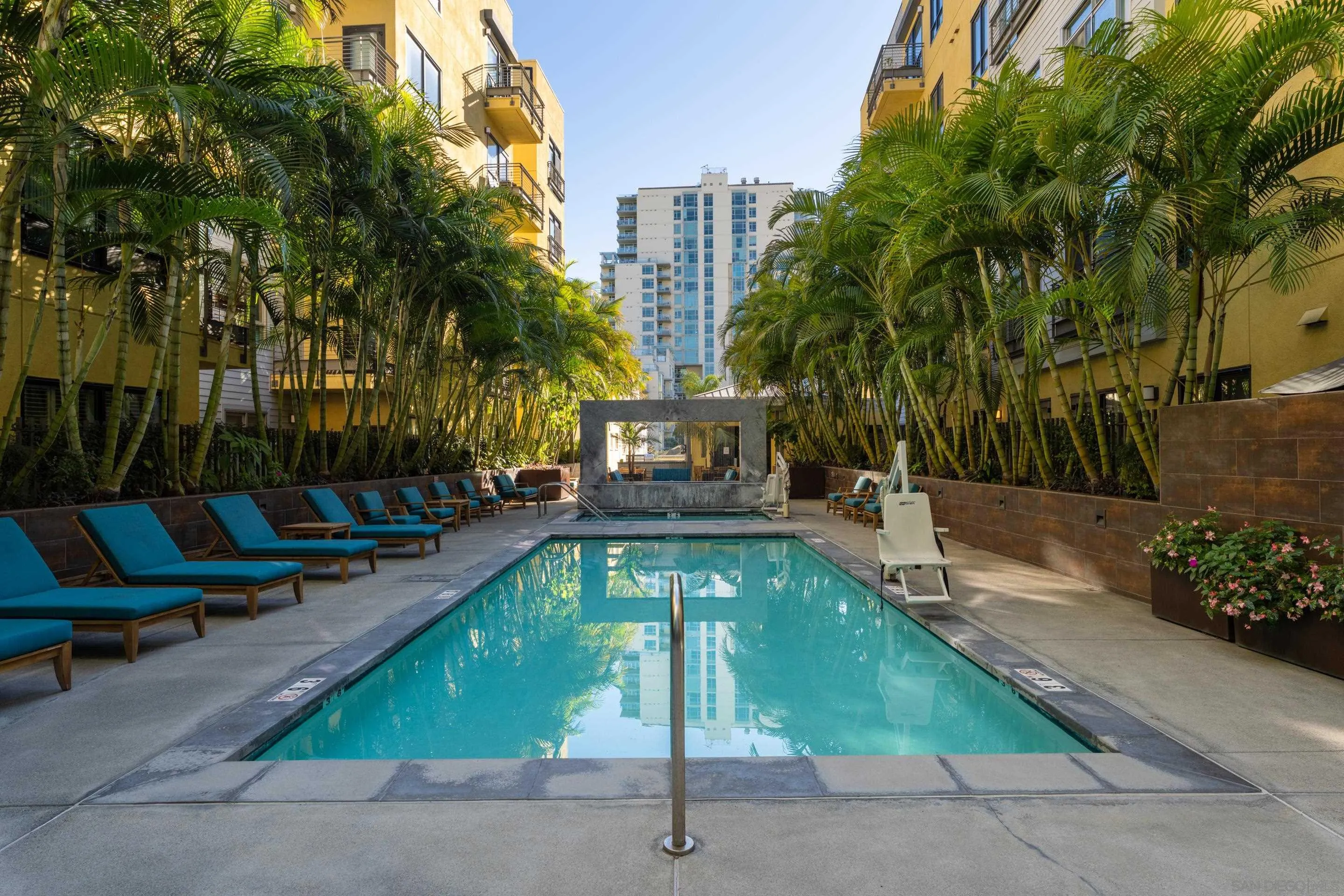 889 Date St Unit 234