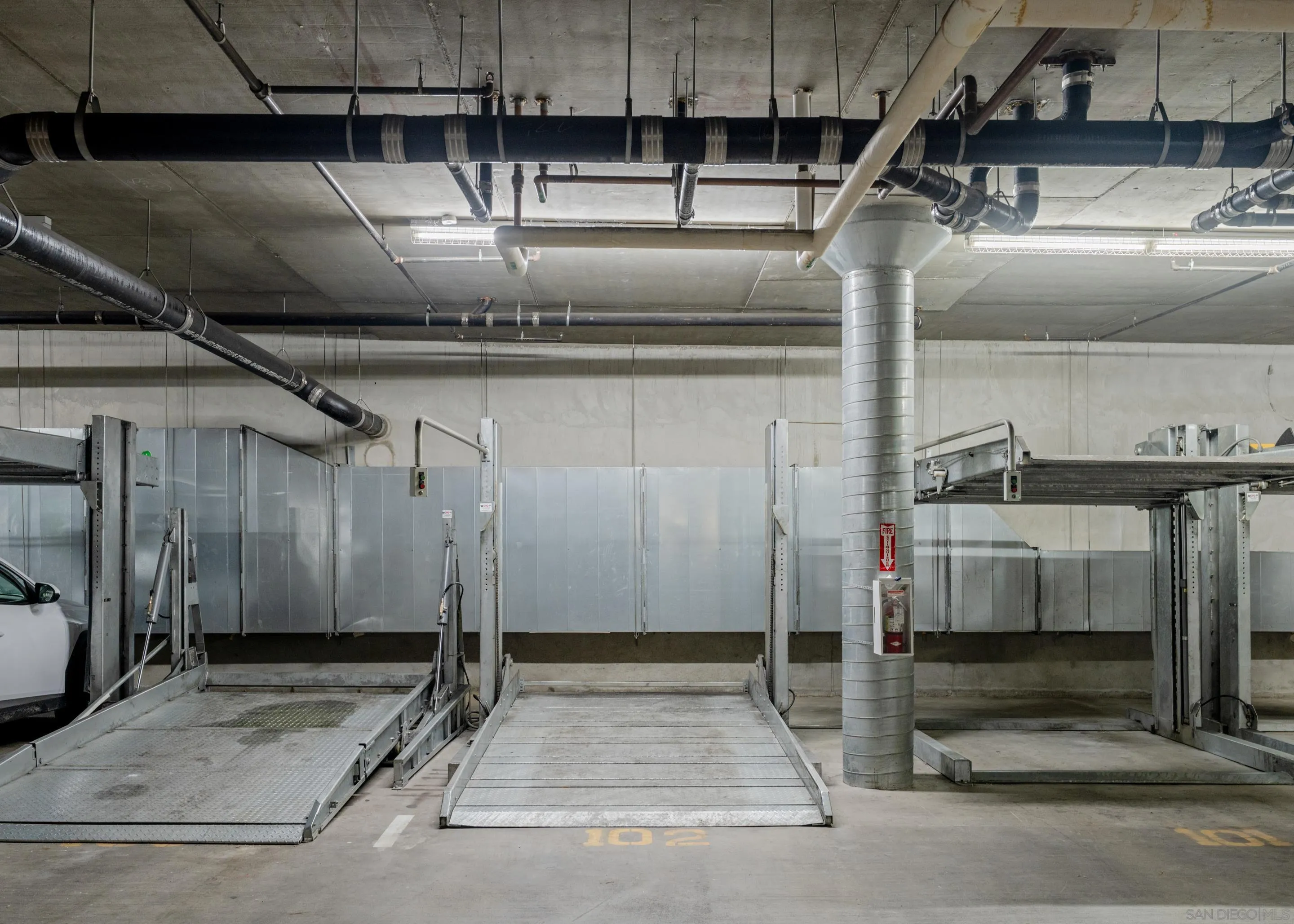 889 Date St Unit 234