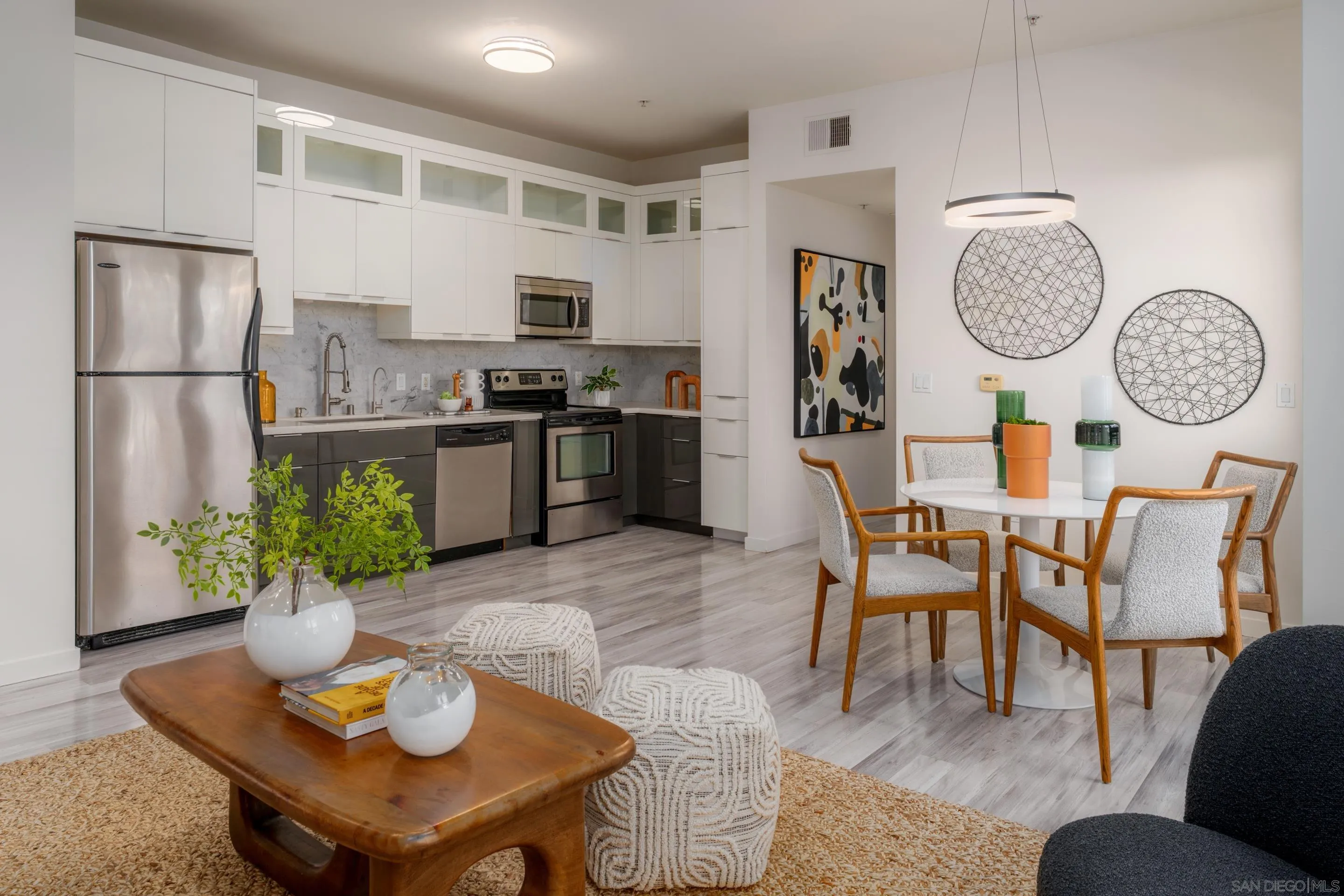 889 Date St Unit 234