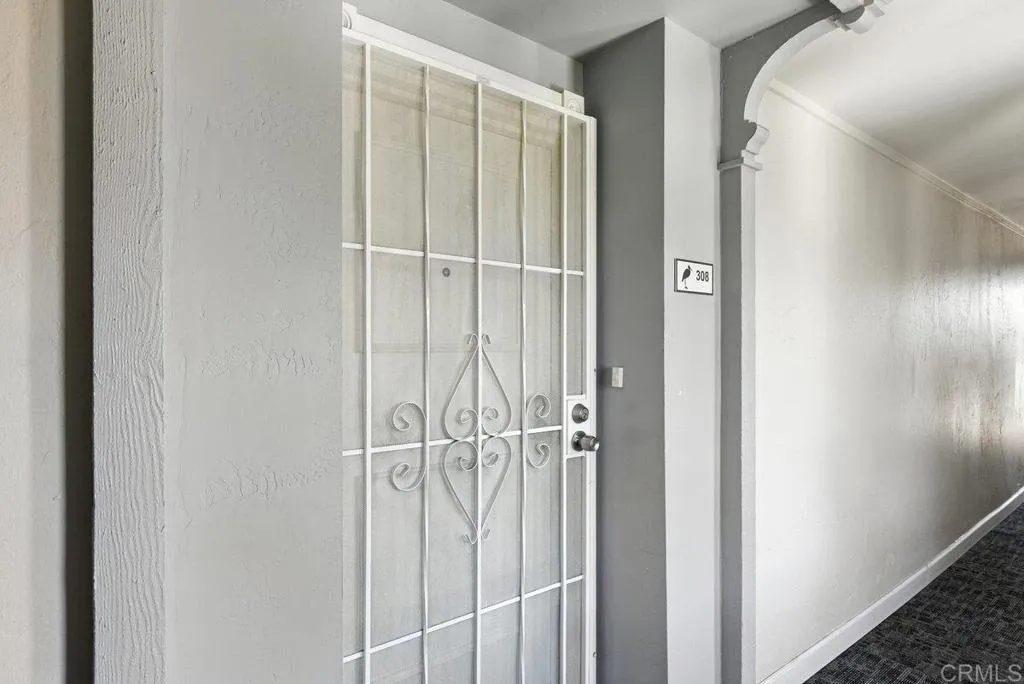 4015 Crown Point Drive Unit: 308