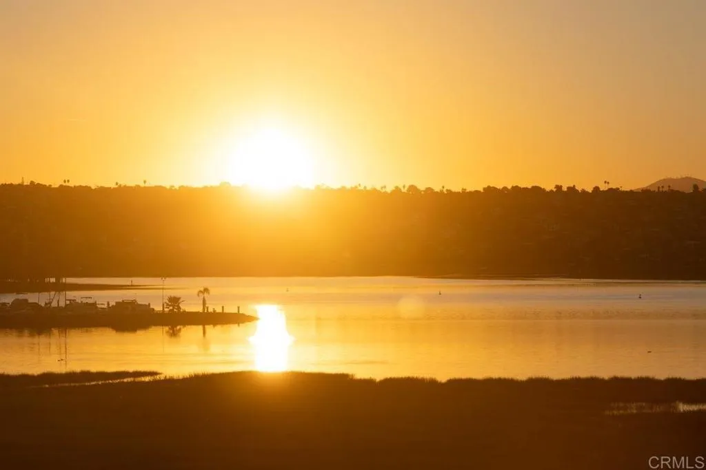 4015 Crown Point Drive Unit: 308