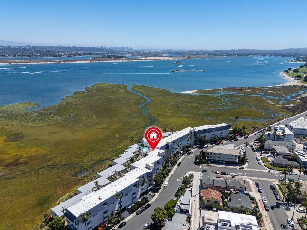 4015 Crown Point Drive Unit: 308