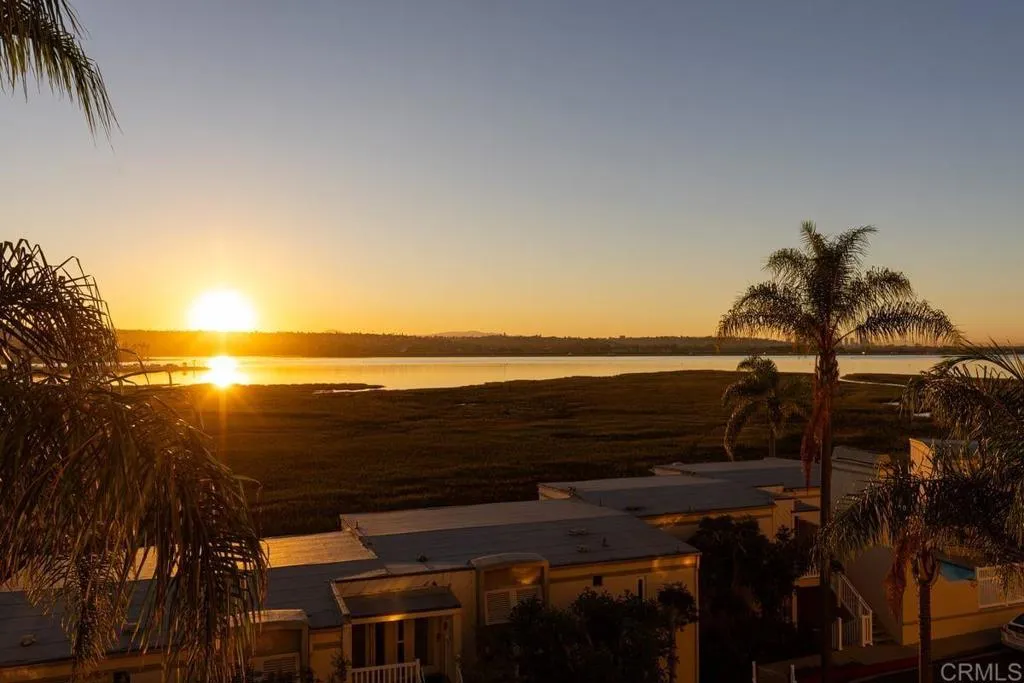 4015 Crown Point Drive Unit: 308