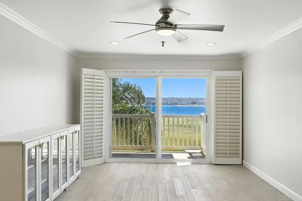 4015 Crown Point Drive Unit: 308