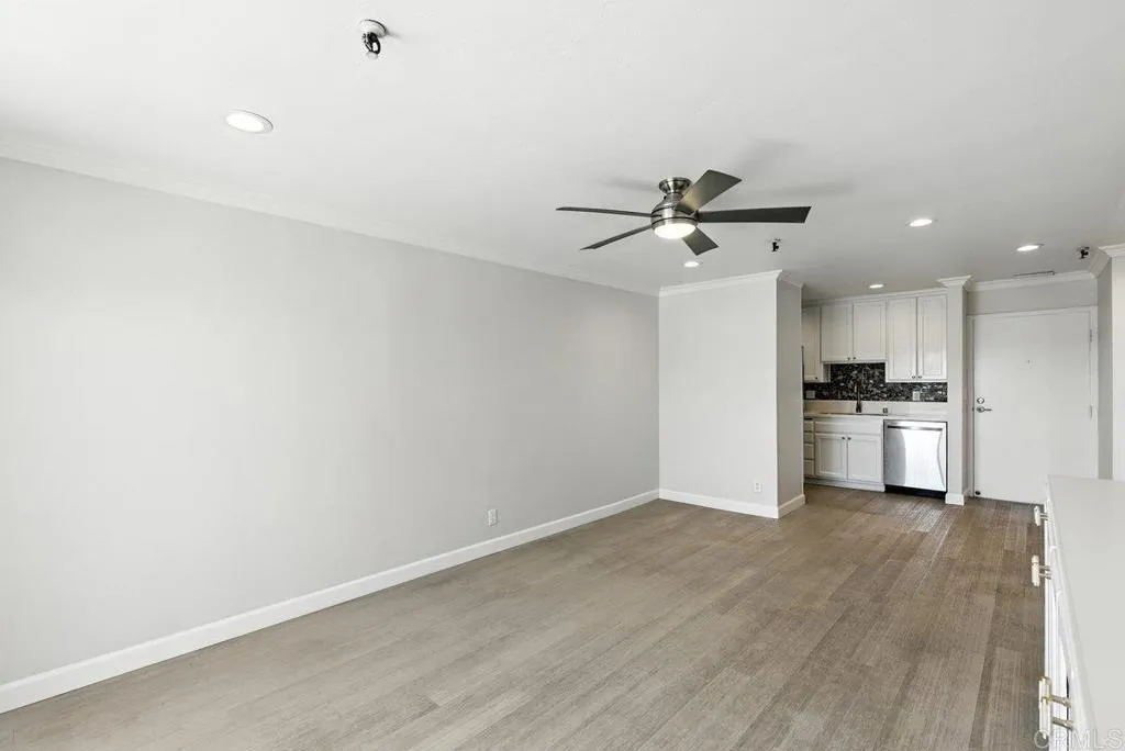 4015 Crown Point Drive Unit: 308