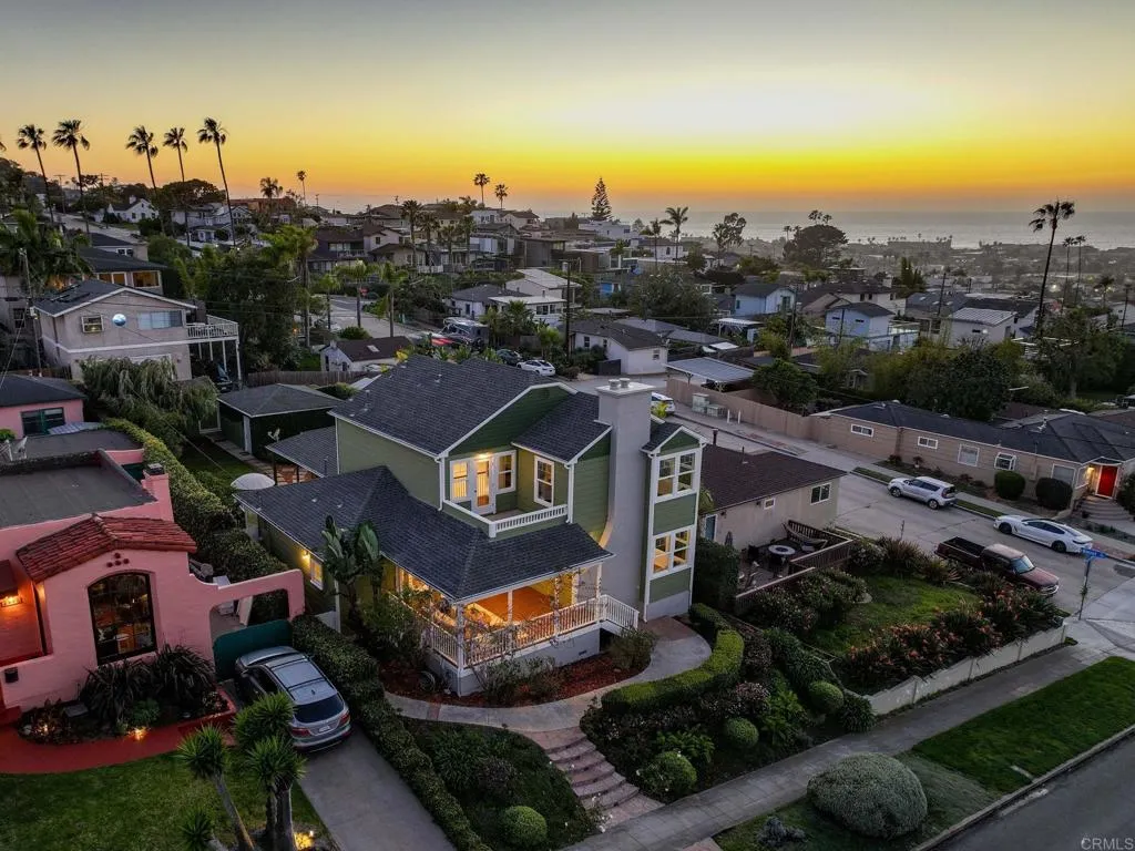 4483 Santa Monica Avenue