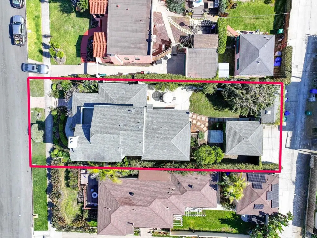 4483 Santa Monica Avenue