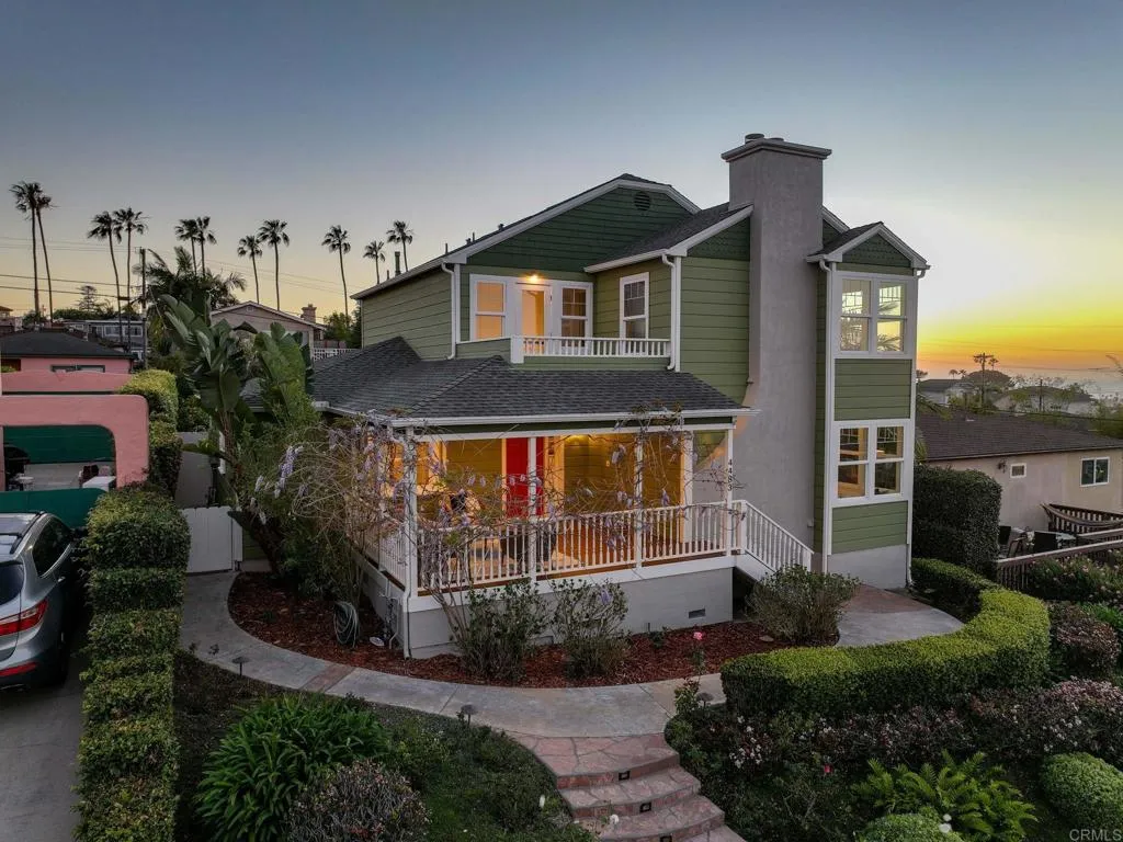 4483 Santa Monica Avenue