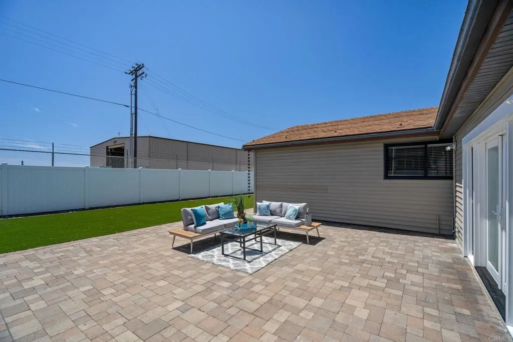 731 Iris Avenue