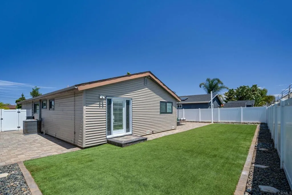 731 Iris Avenue