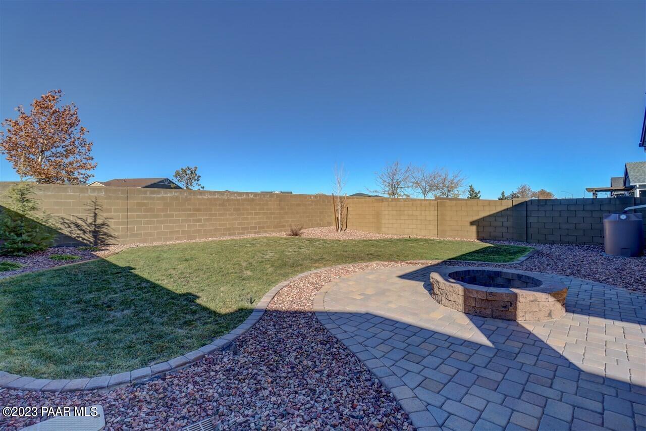 6170 Harvest Moon Avenue