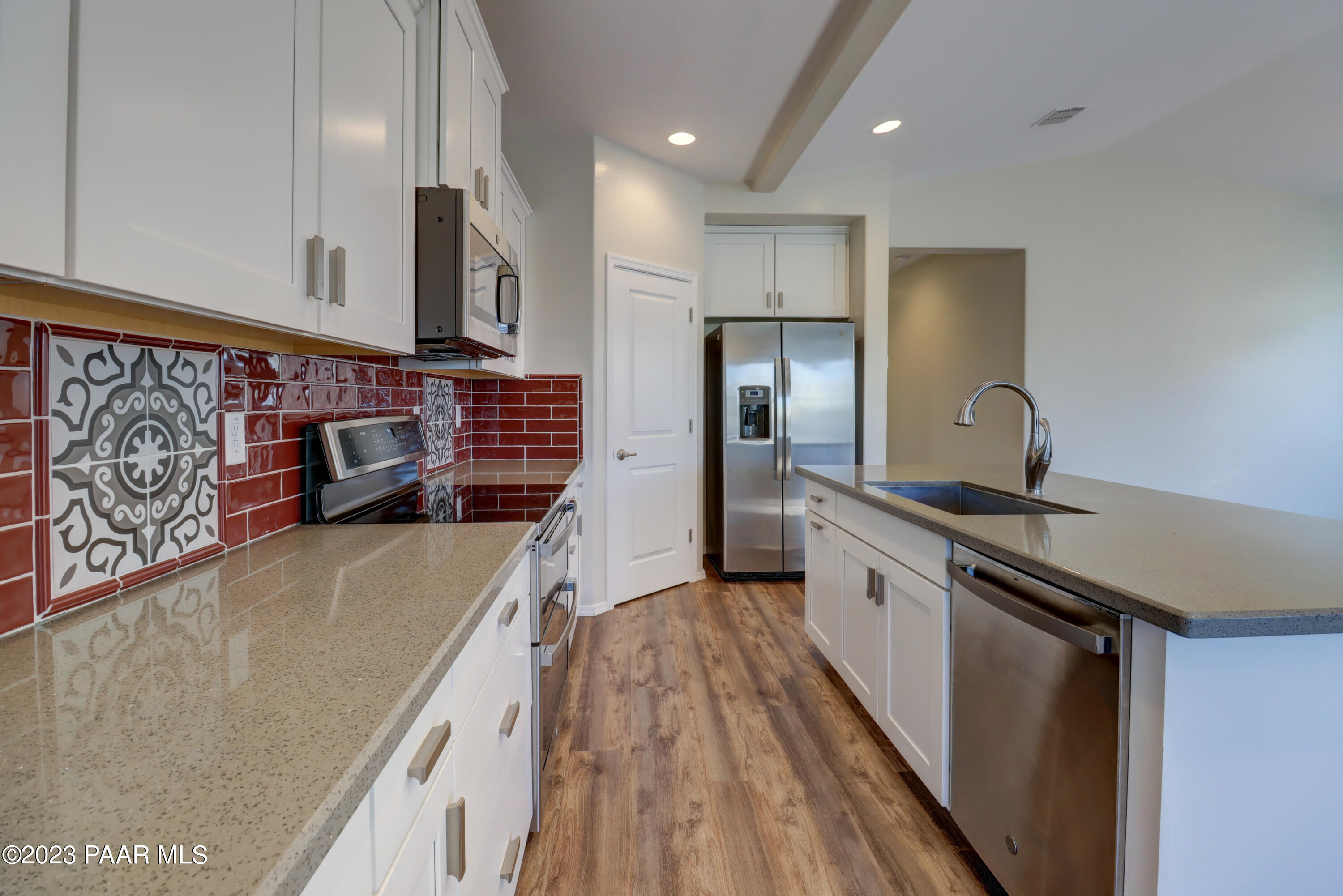 6170 Harvest Moon Avenue