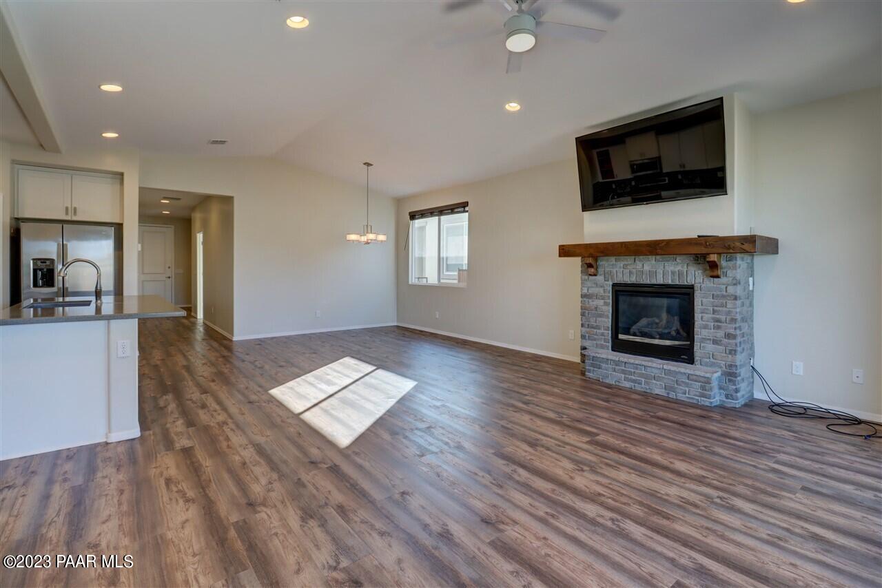 6170 Harvest Moon Avenue