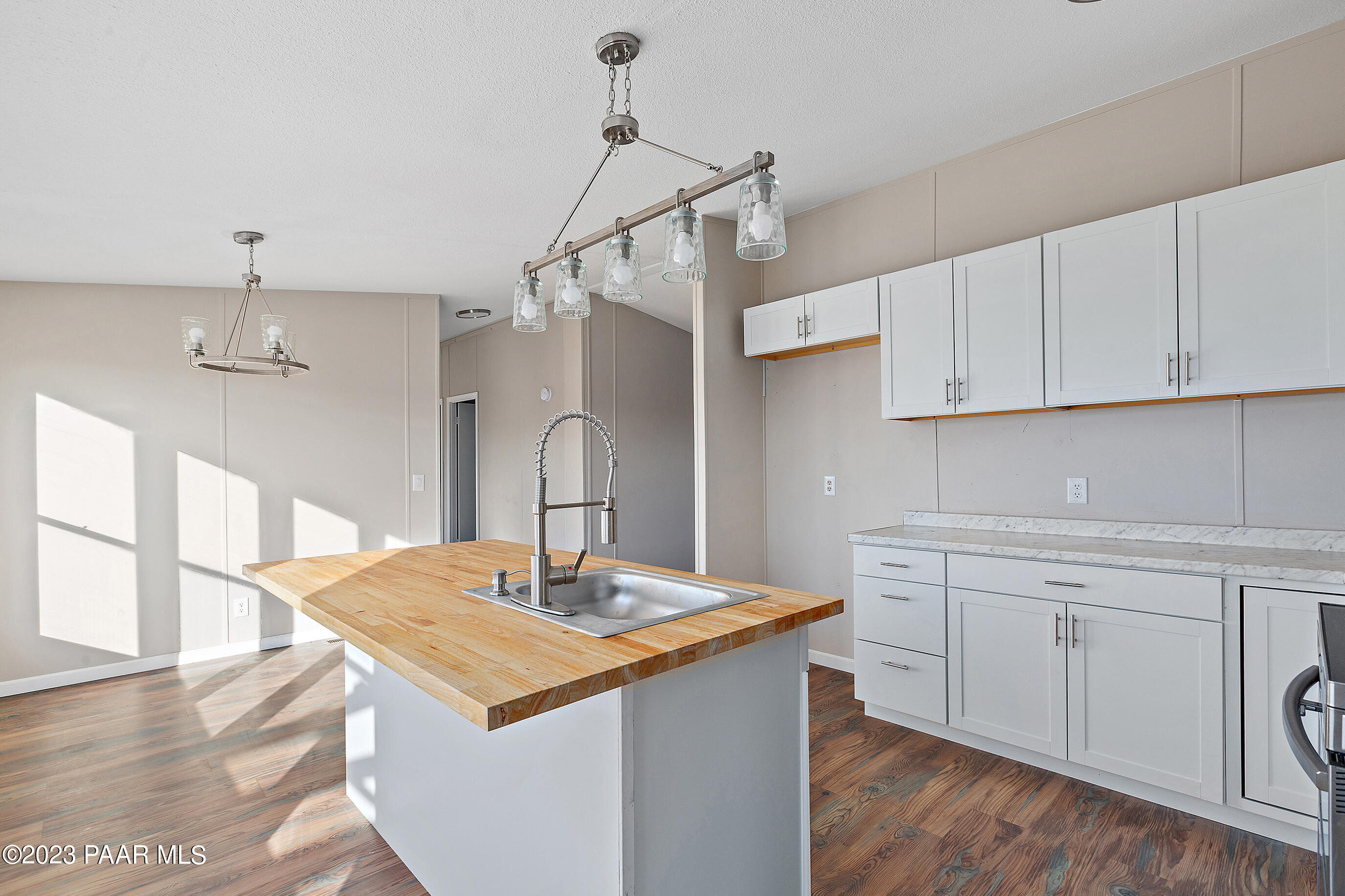 24250 N St Louis Street