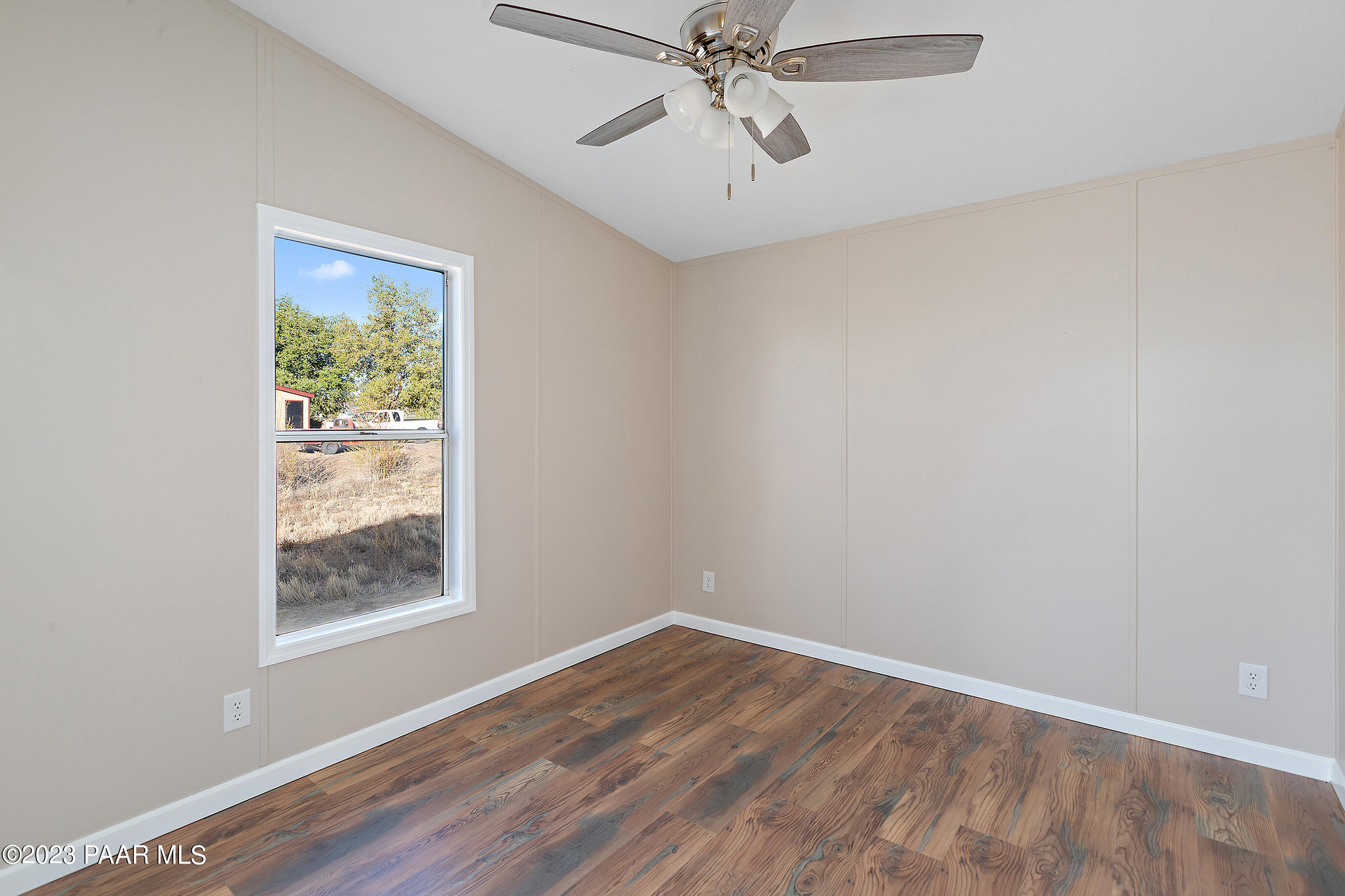 24250 N St Louis Street