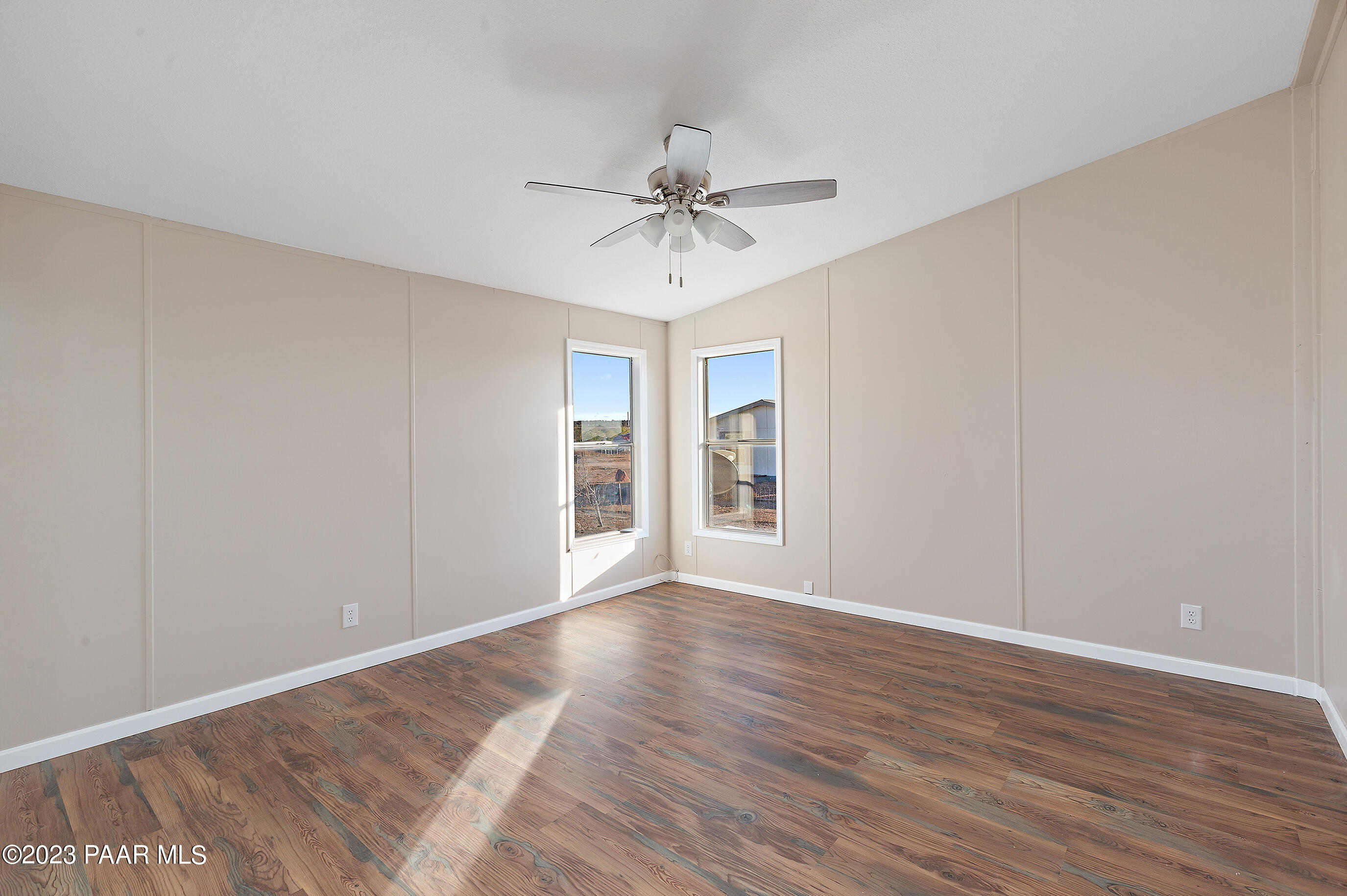 24250 N St Louis Street