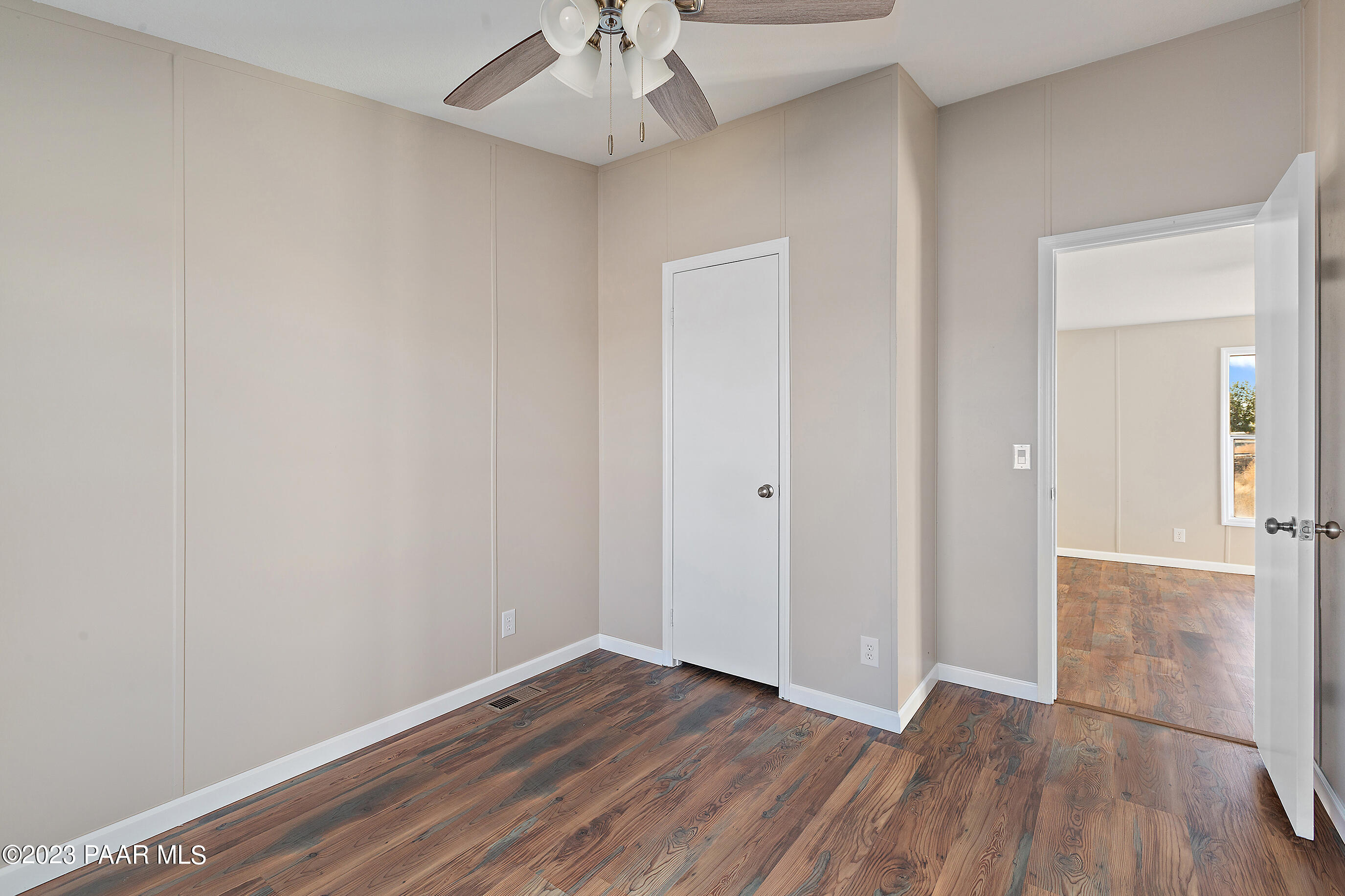 24250 N St Louis Street