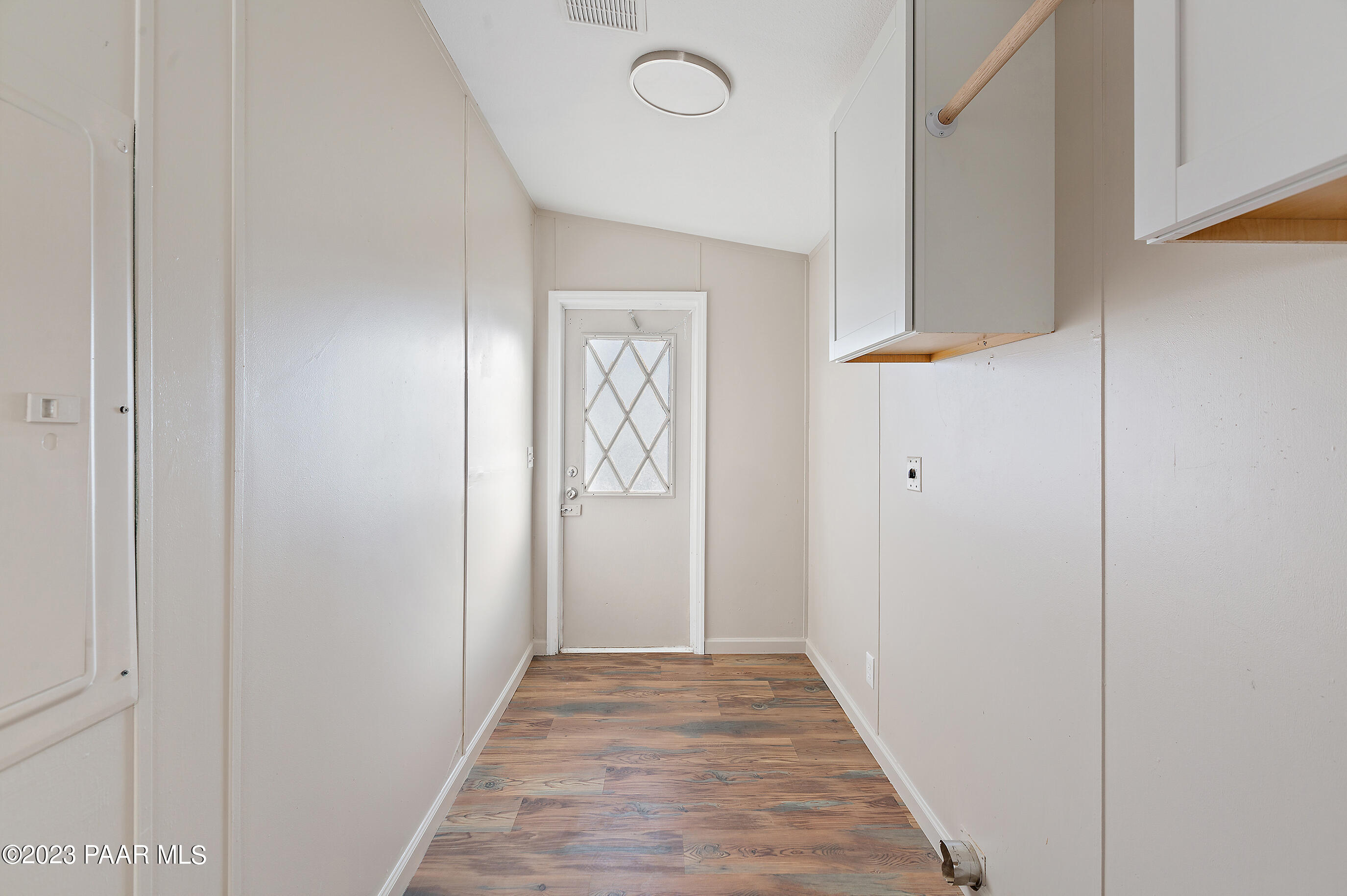 24250 N St Louis Street