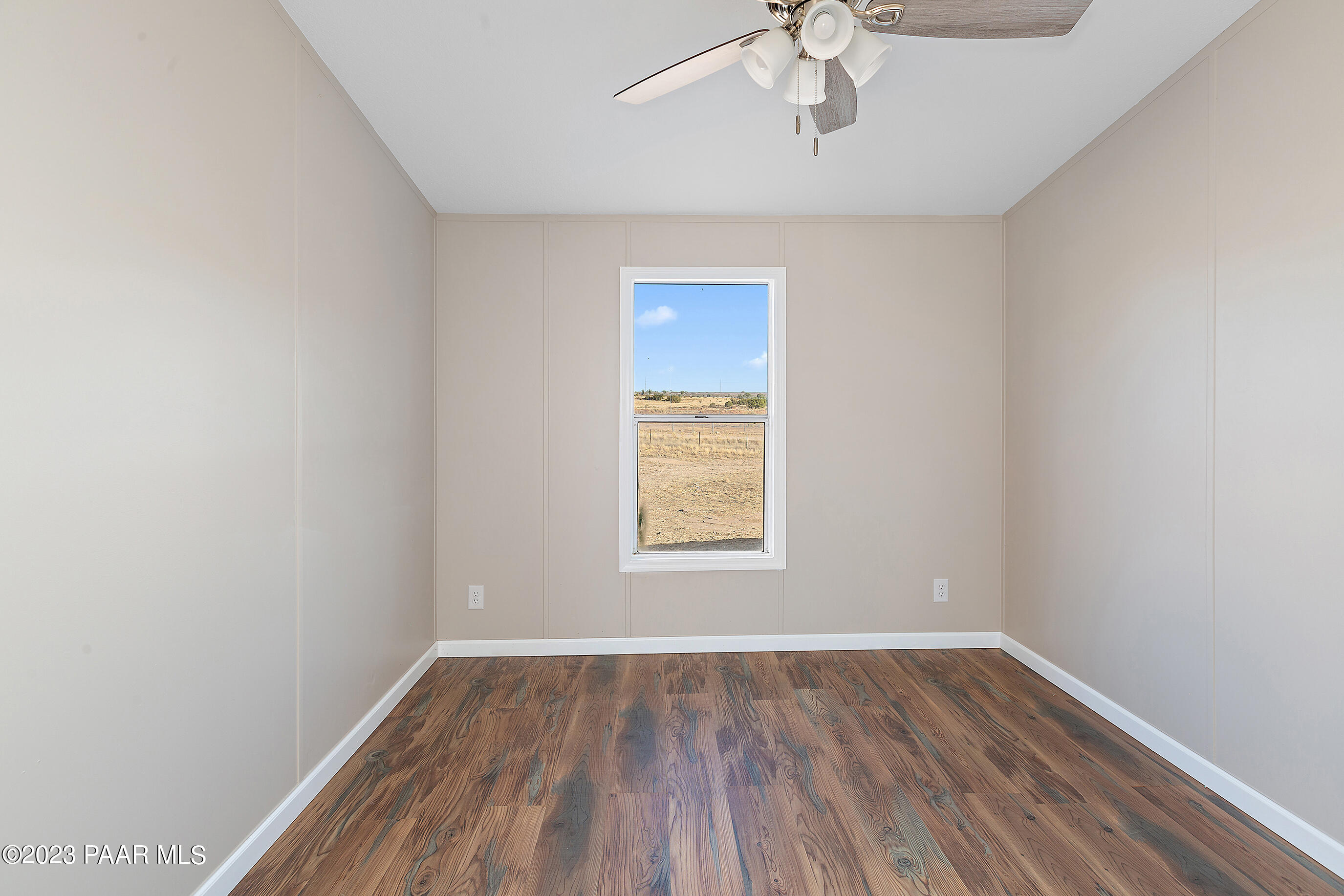 24250 N St Louis Street