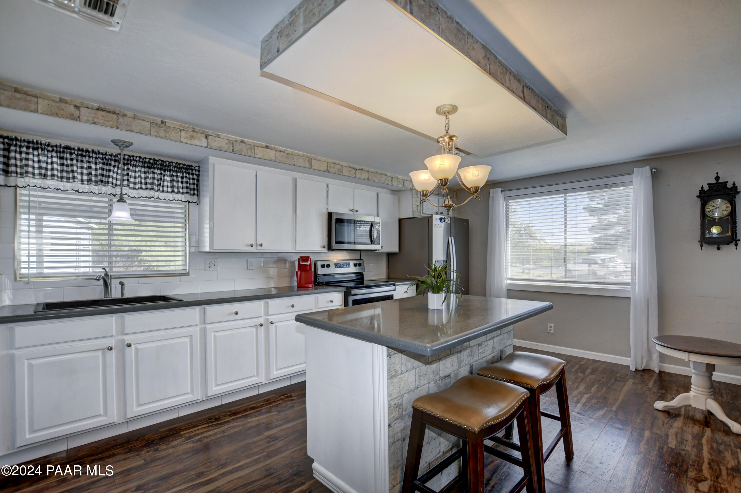 15642 S Red Rock Lane