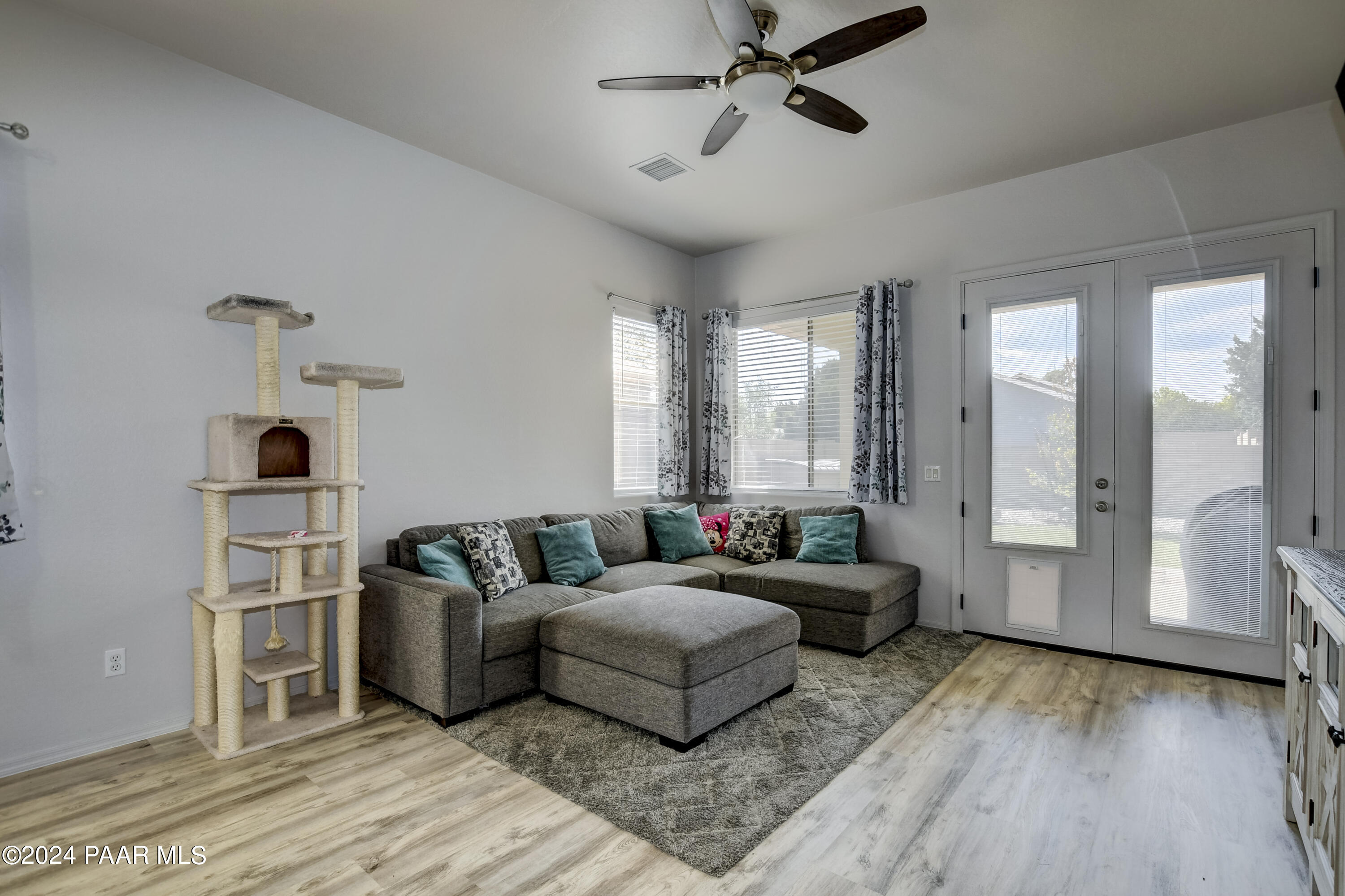 6735 E Kilkenny Place