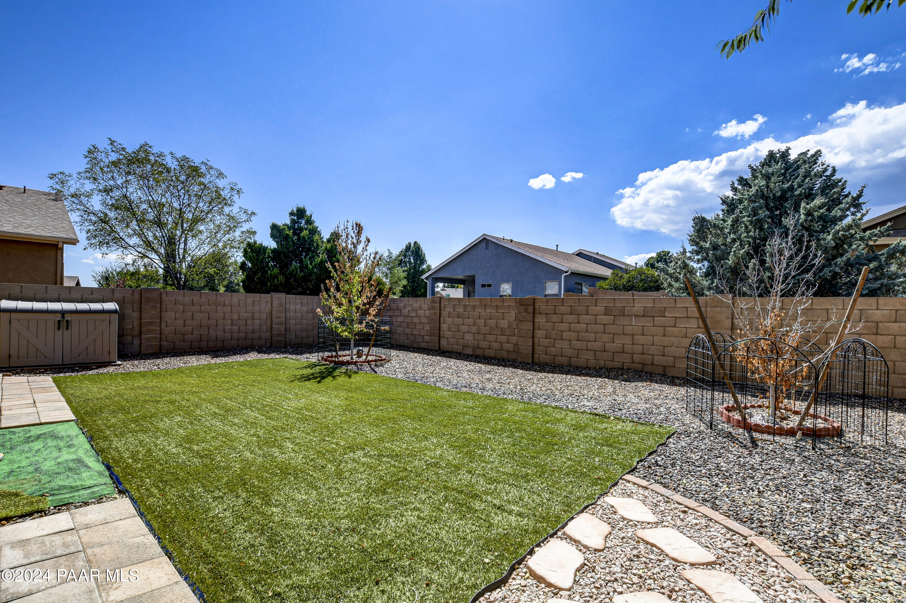 6735 E Kilkenny Place