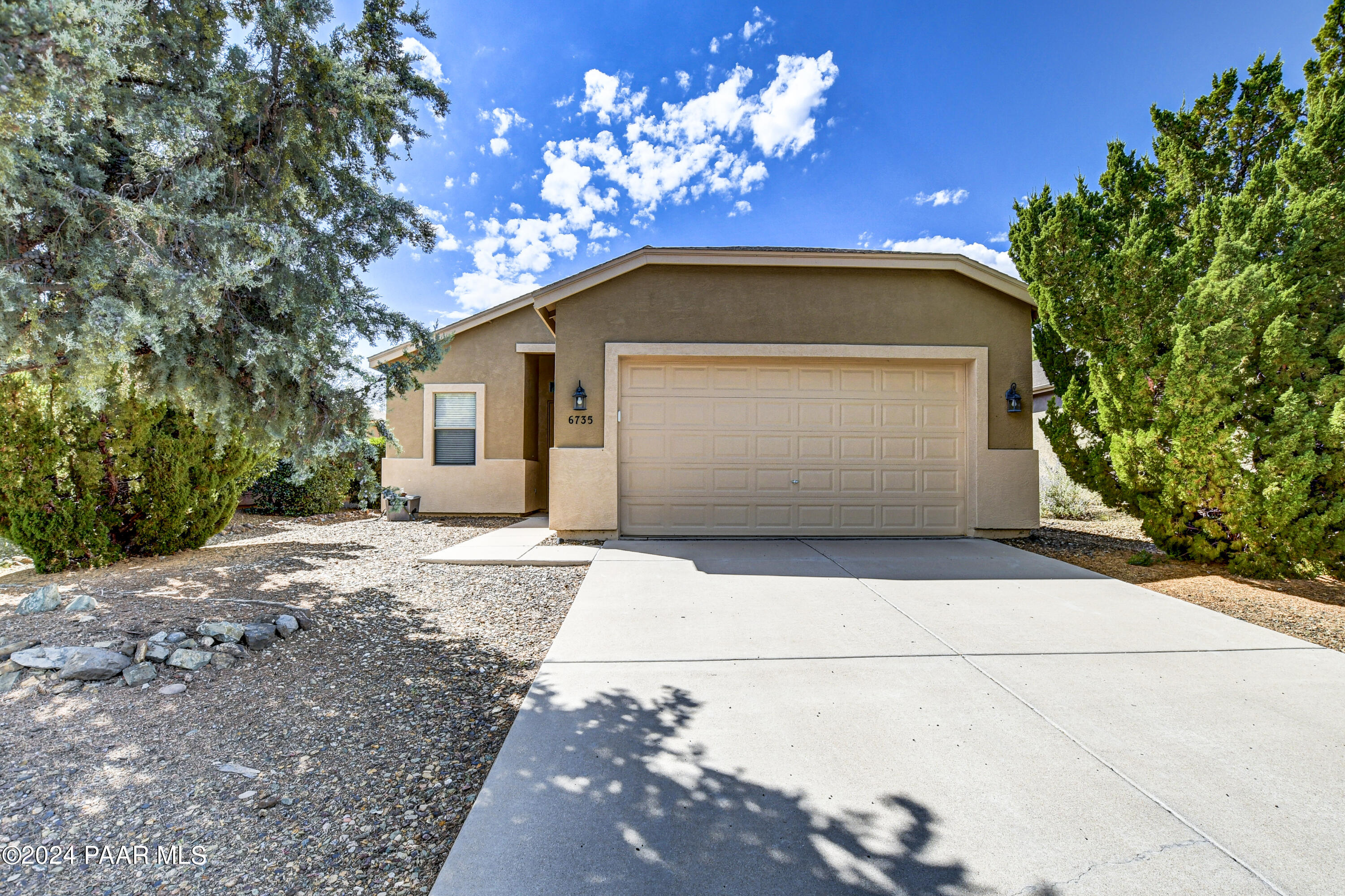 6735 E Kilkenny Place