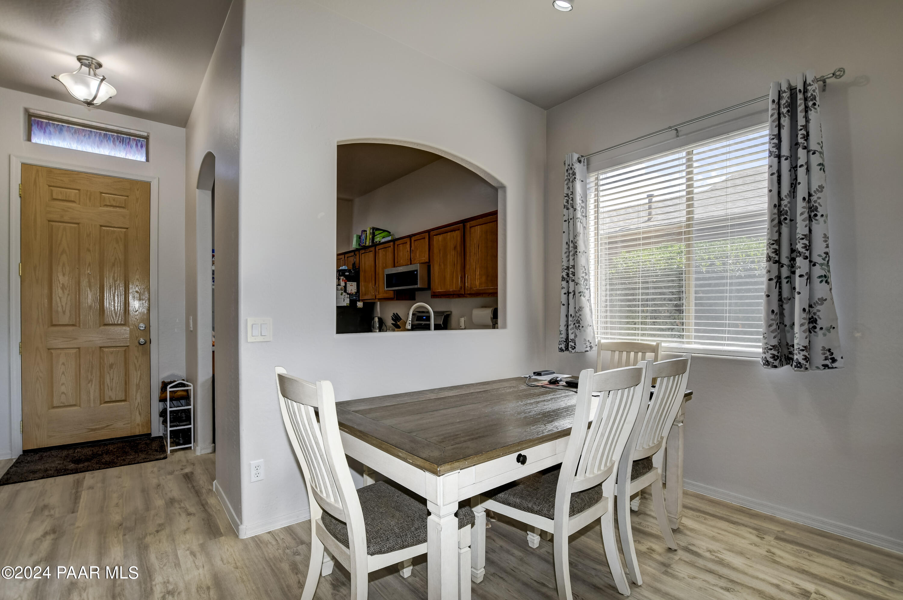 6735 E Kilkenny Place