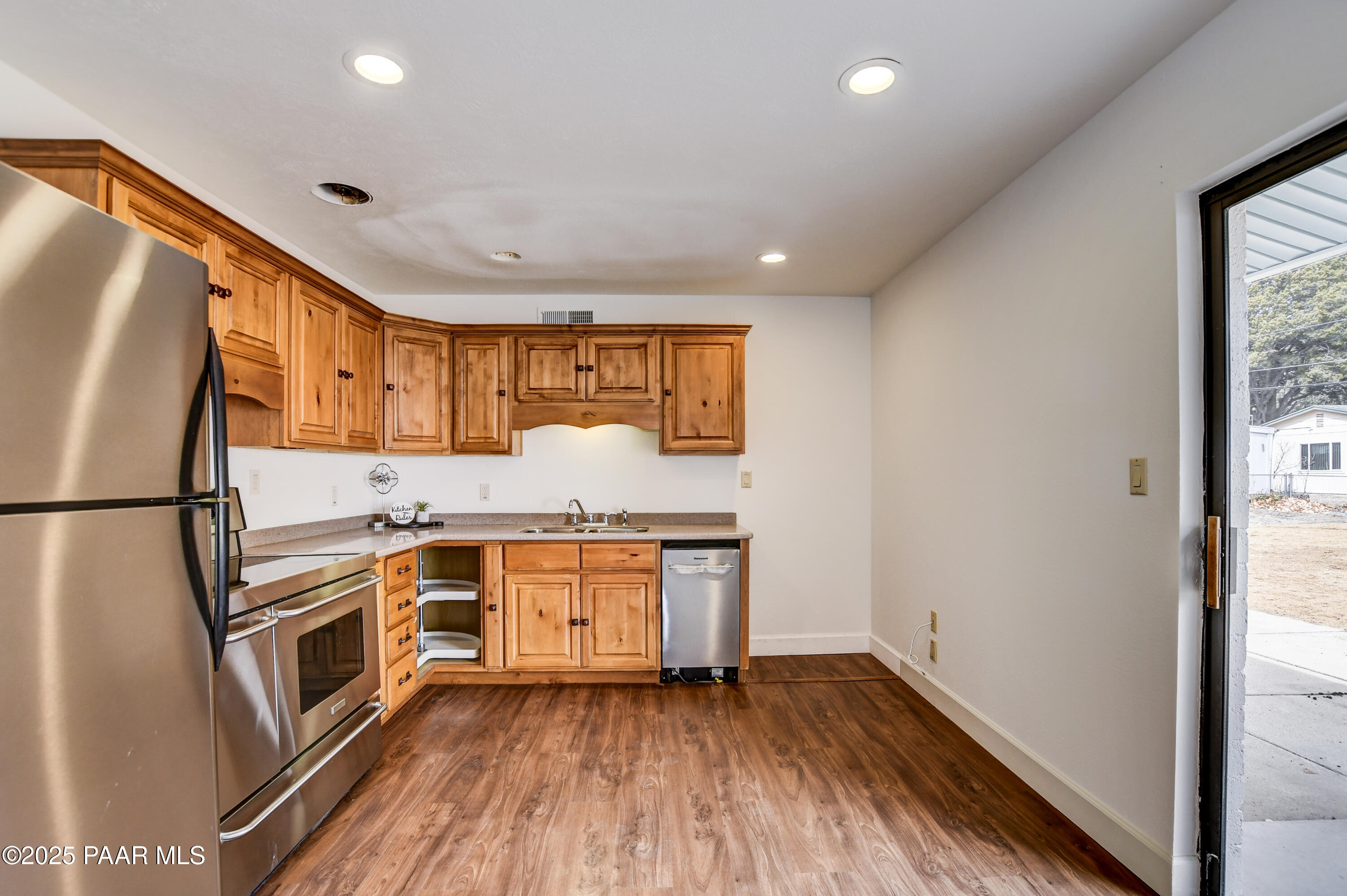 1802 Meadowbrook Road