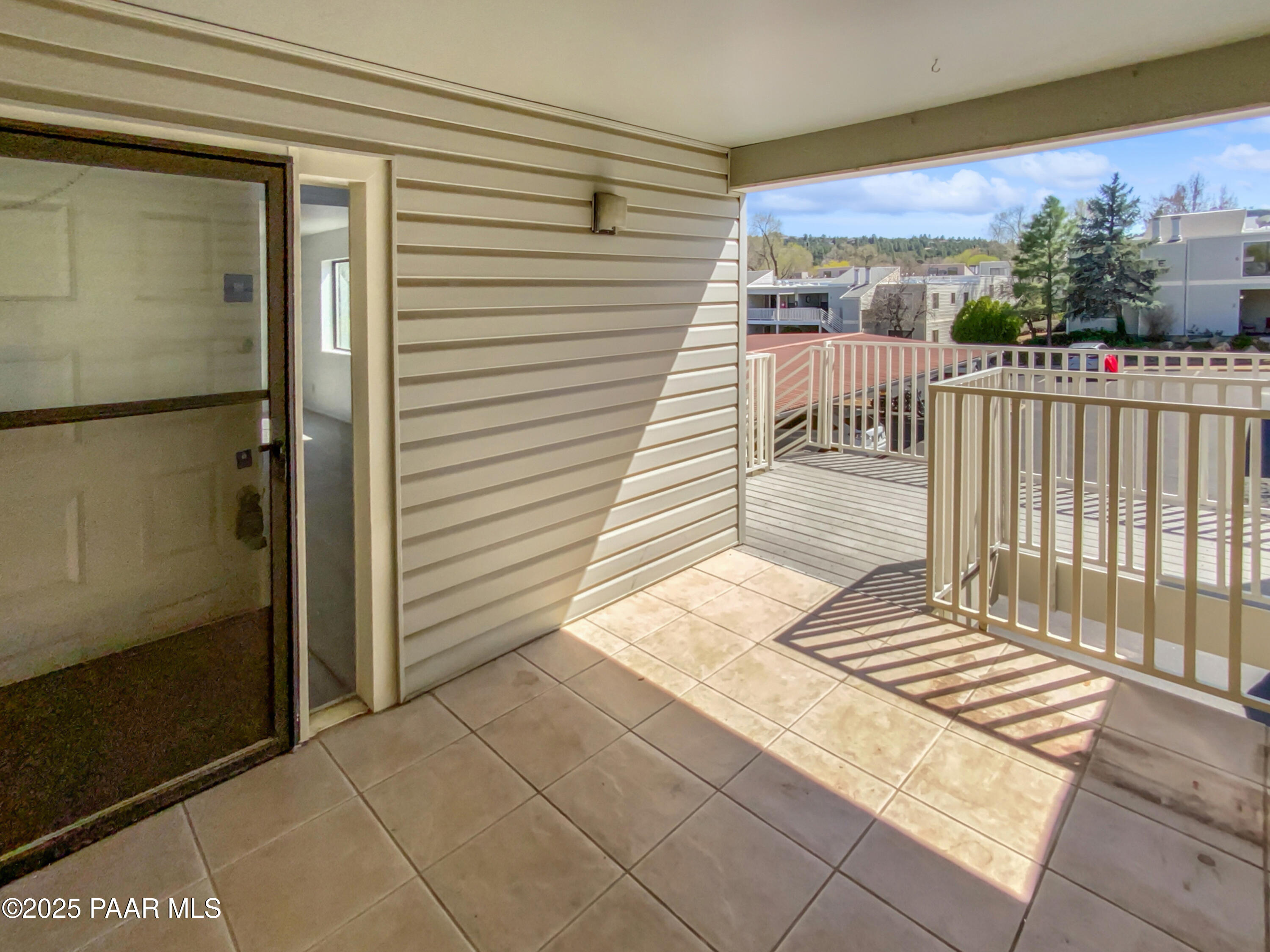 333 W Leroux Street Unit: 7