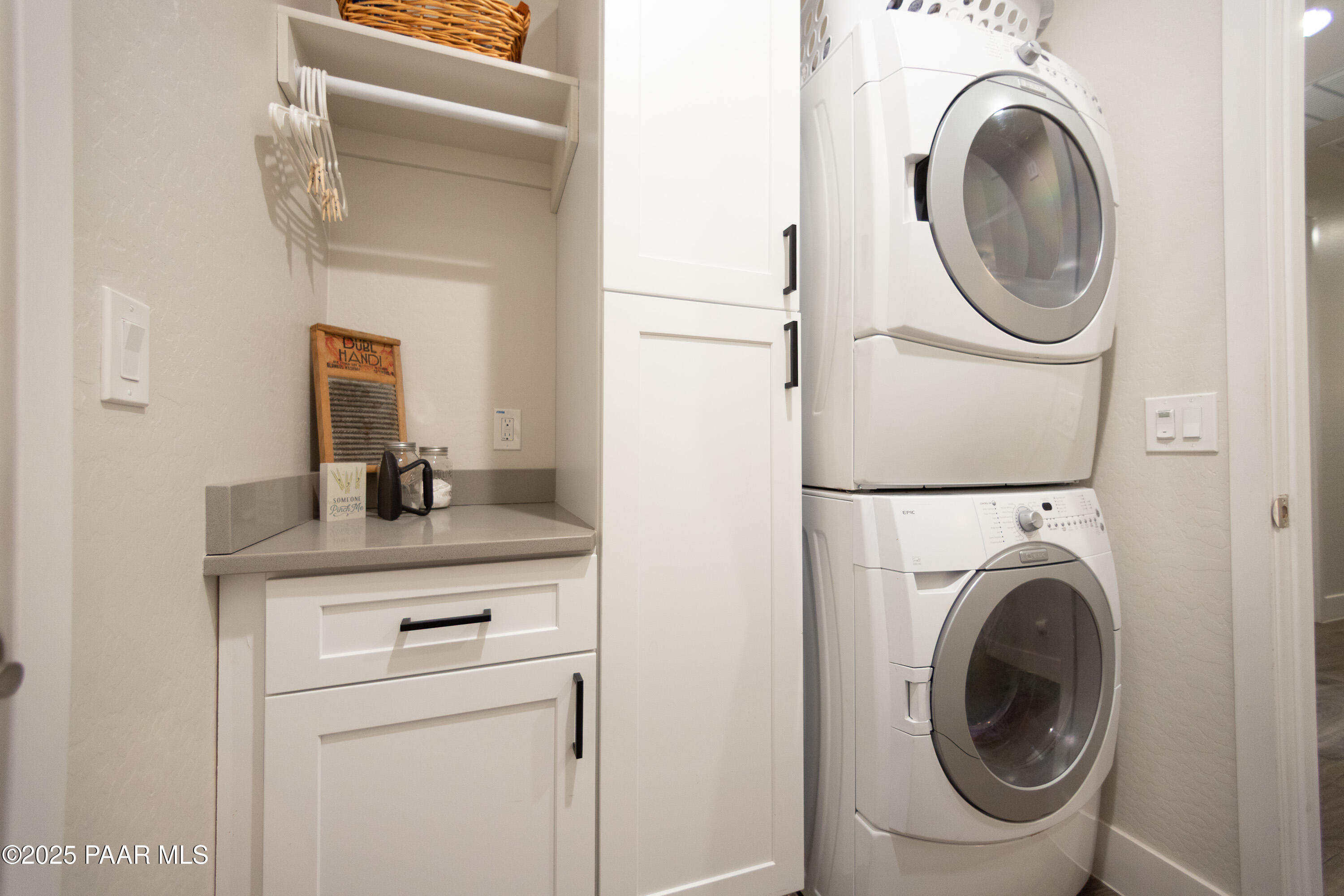 1651 Stratford Place