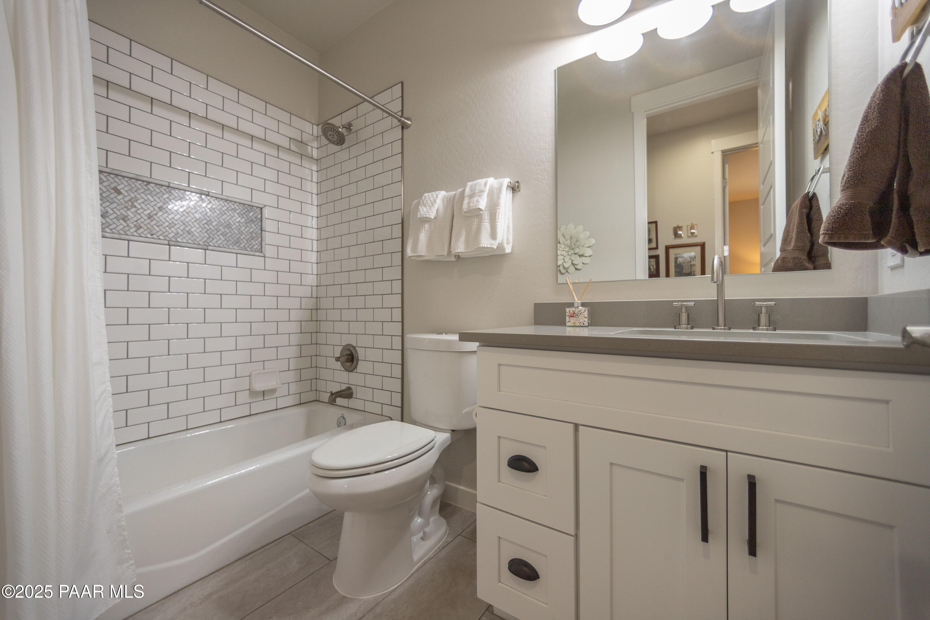 1651 Stratford Place