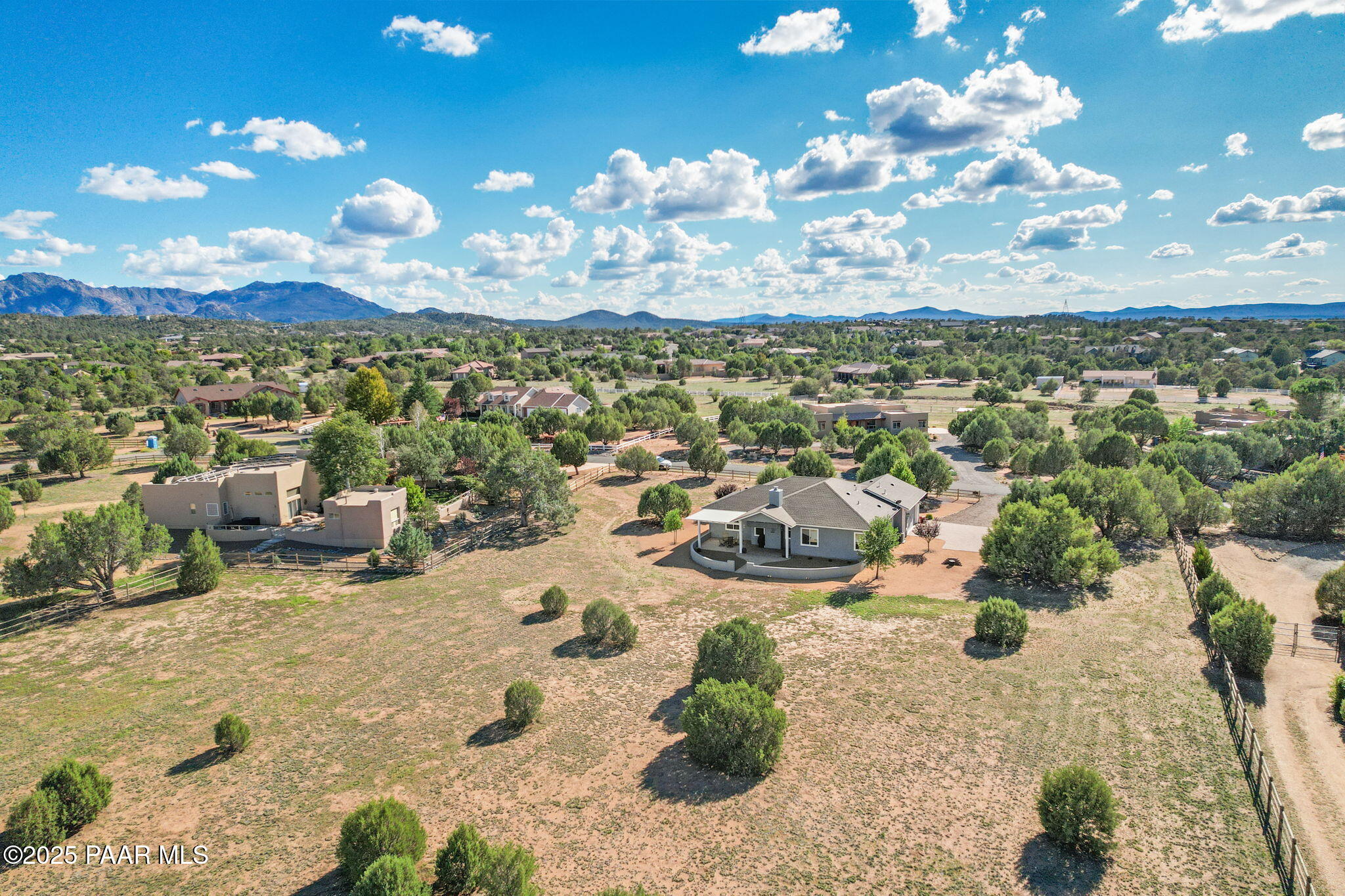 13595 N Warpaint Place