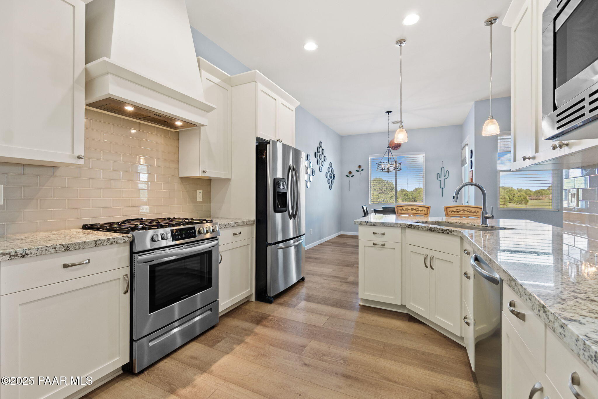 13595 N Warpaint Place