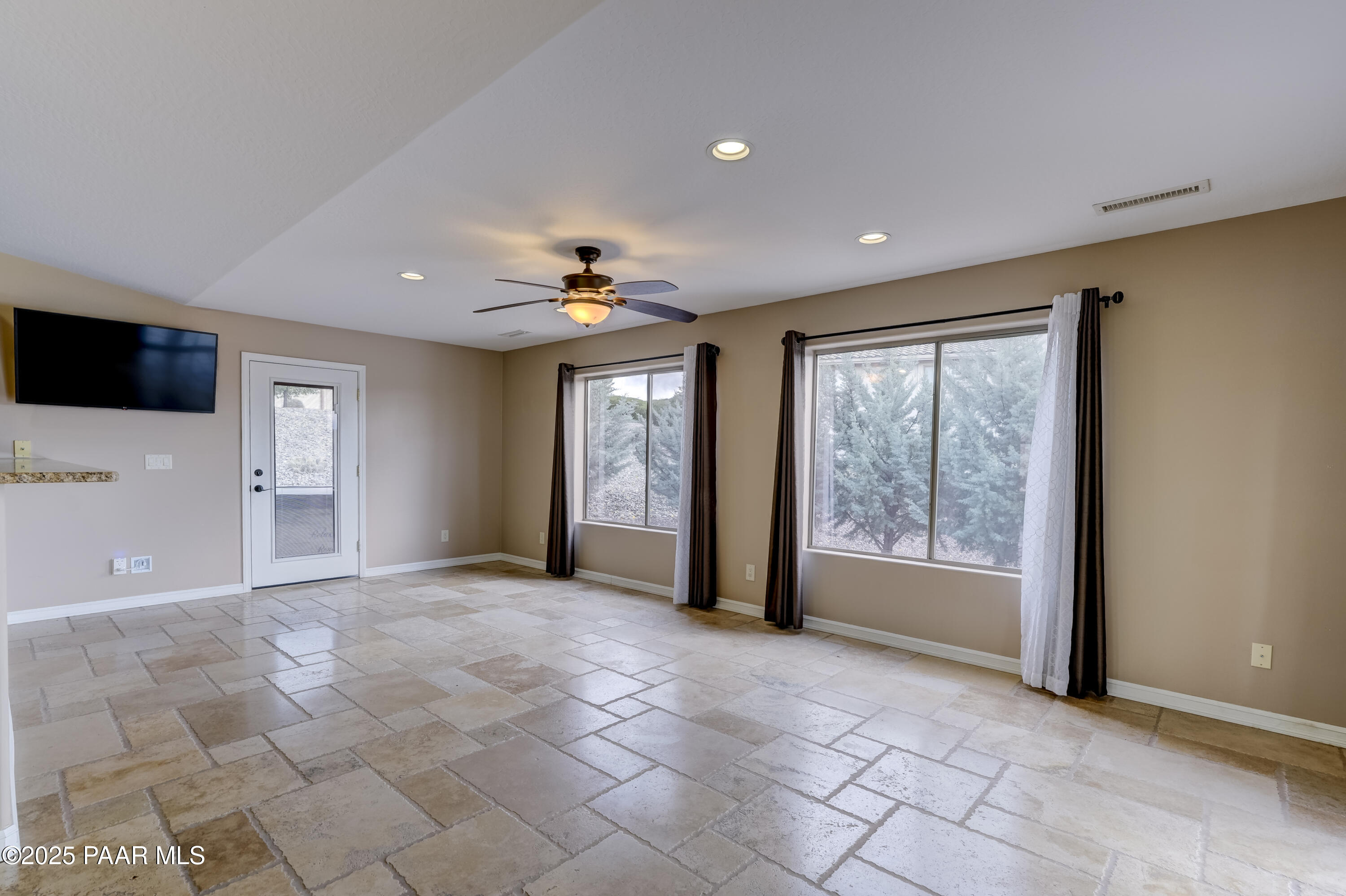 5825 Curry Court