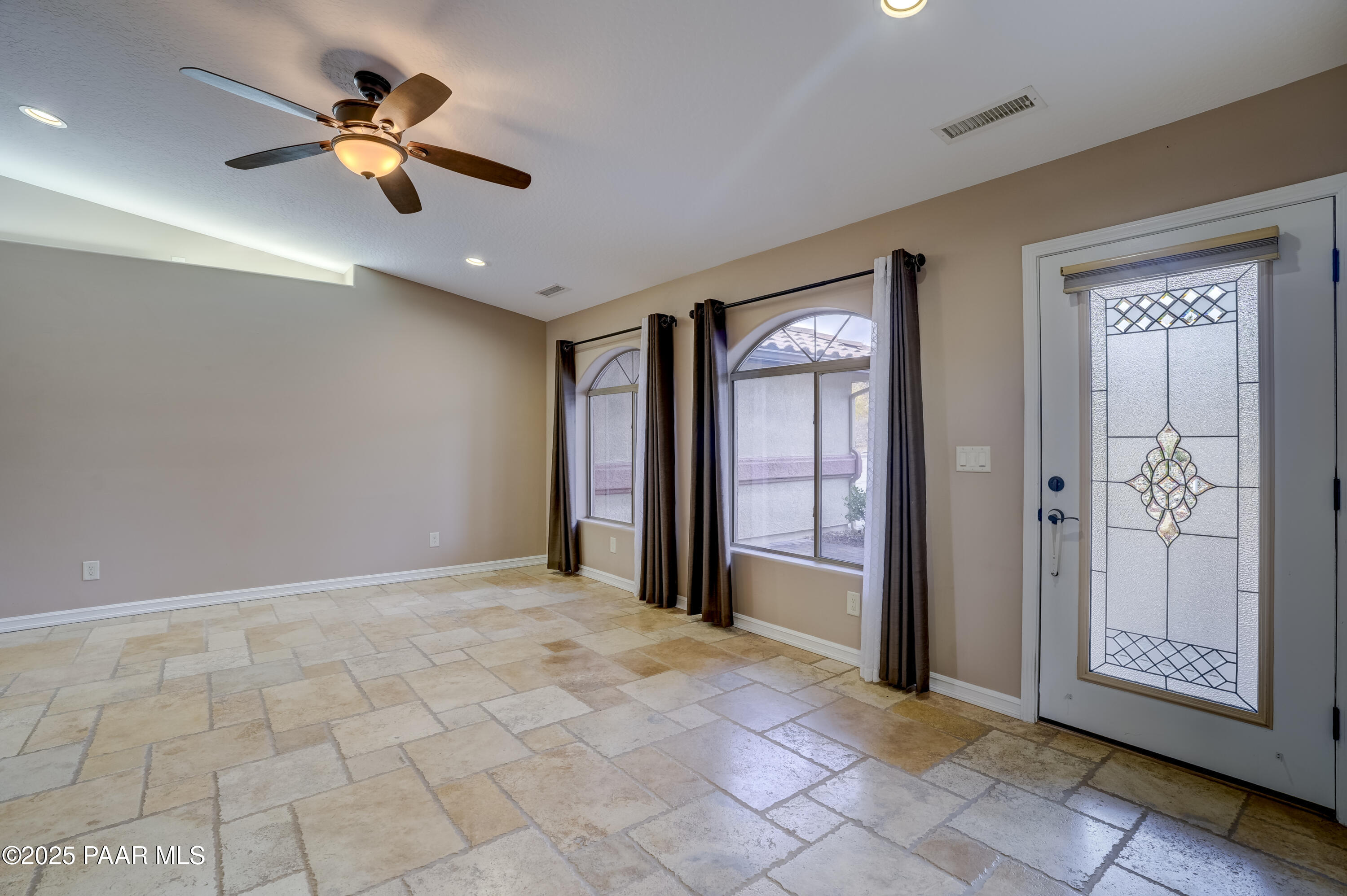 5825 Curry Court