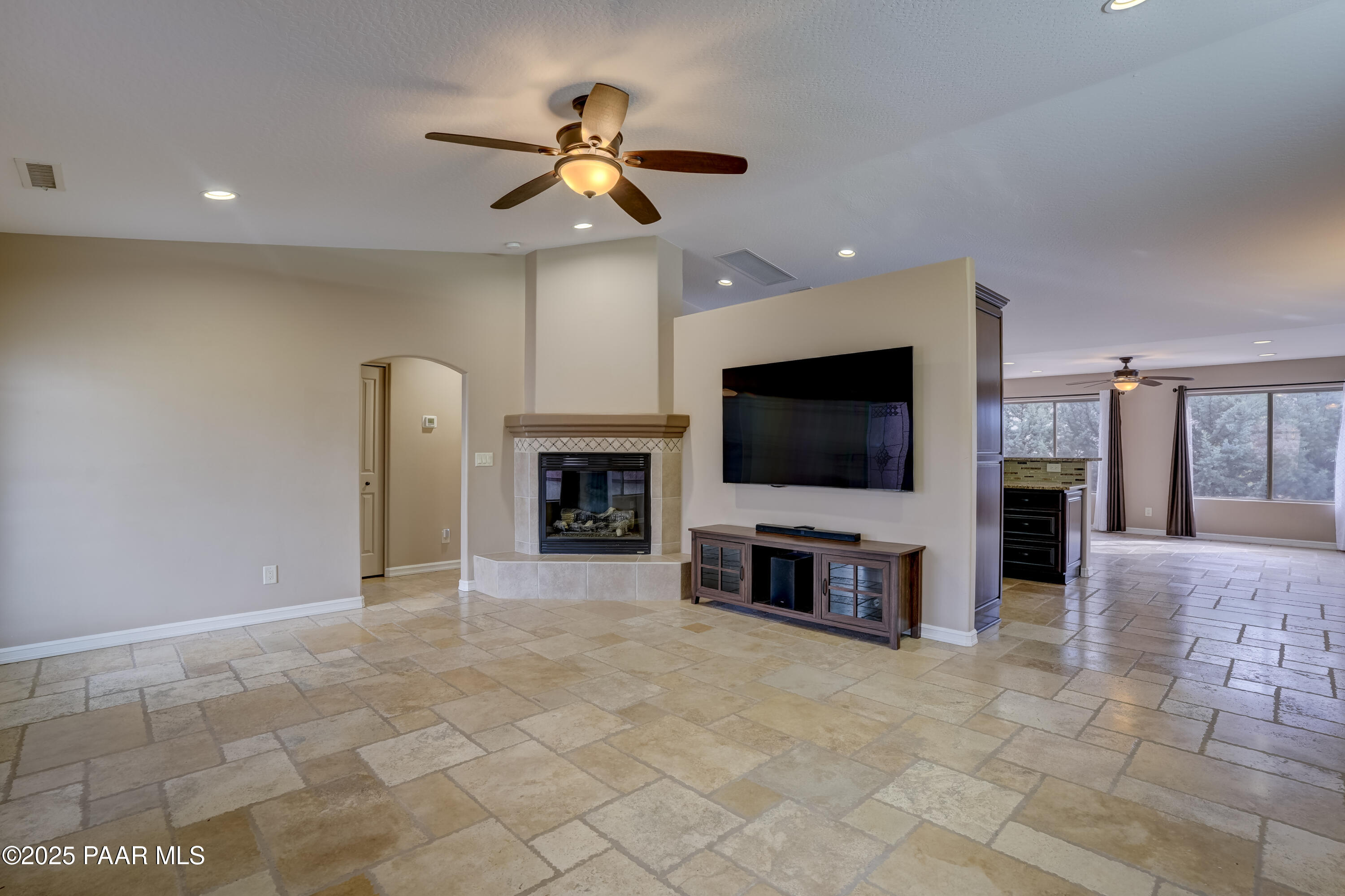 5825 Curry Court