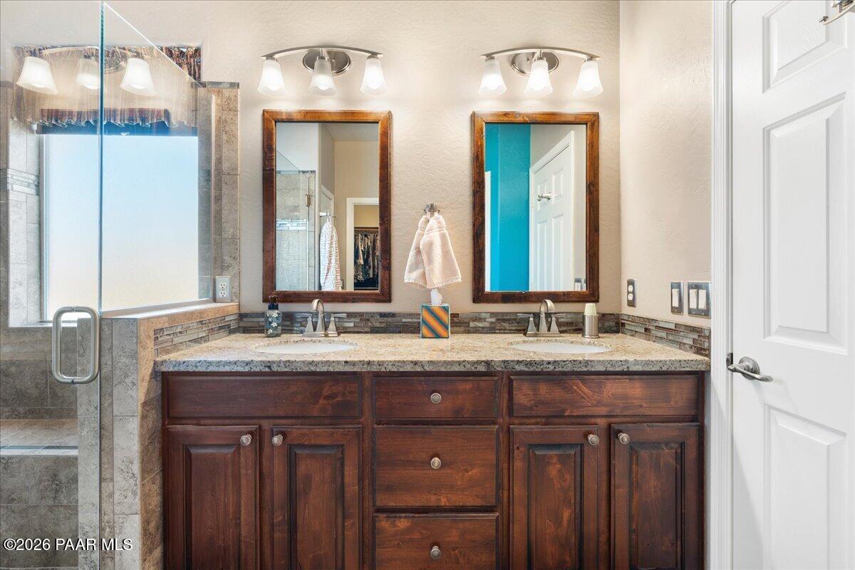 7668 E Dusty Boot Road